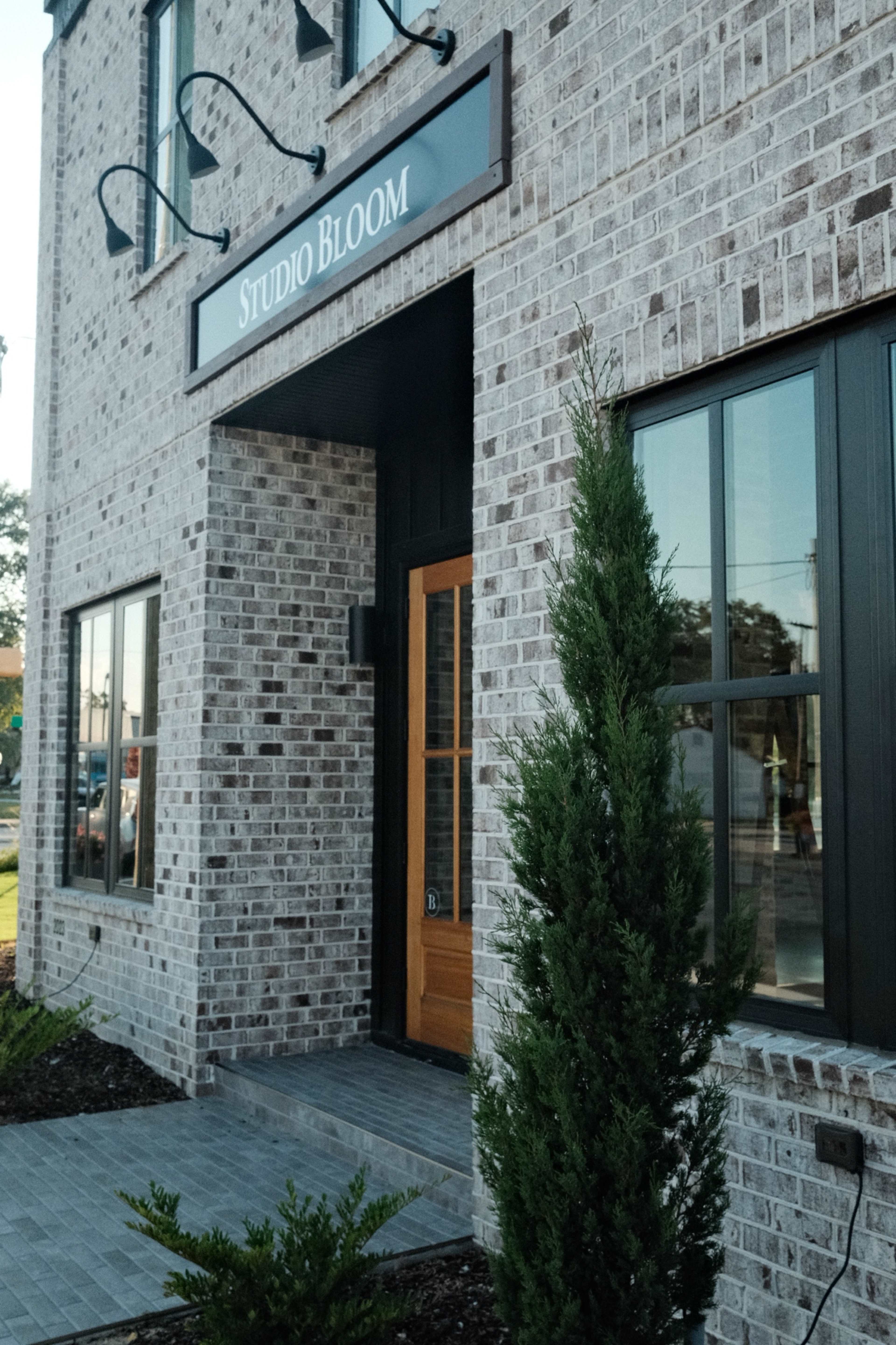 Natural light Studio/Venue Image in West Columbia, West Columbia, SC