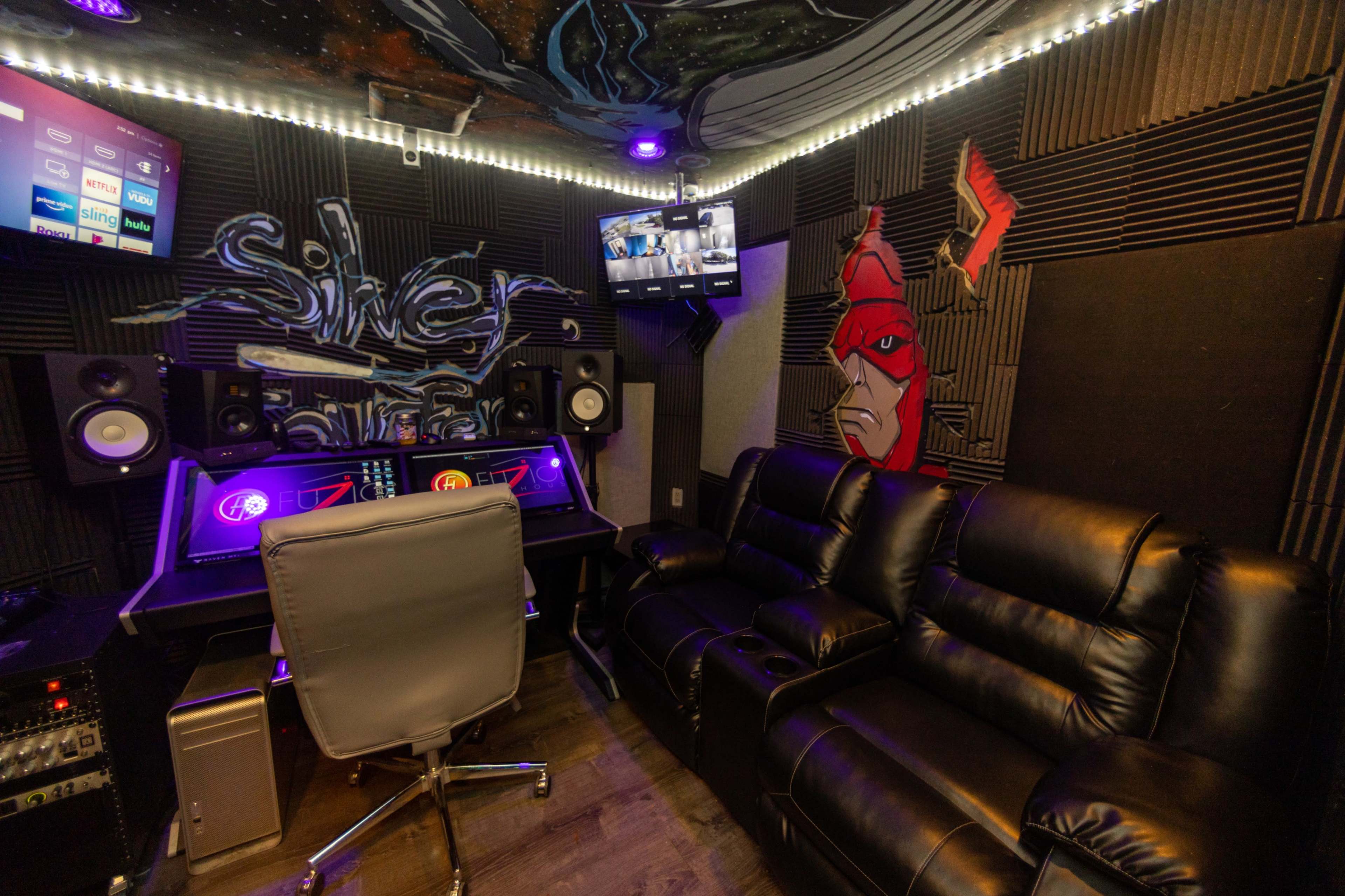 Miami Black Panther Recording Studio Rental Image in , Miami Gardens, FL