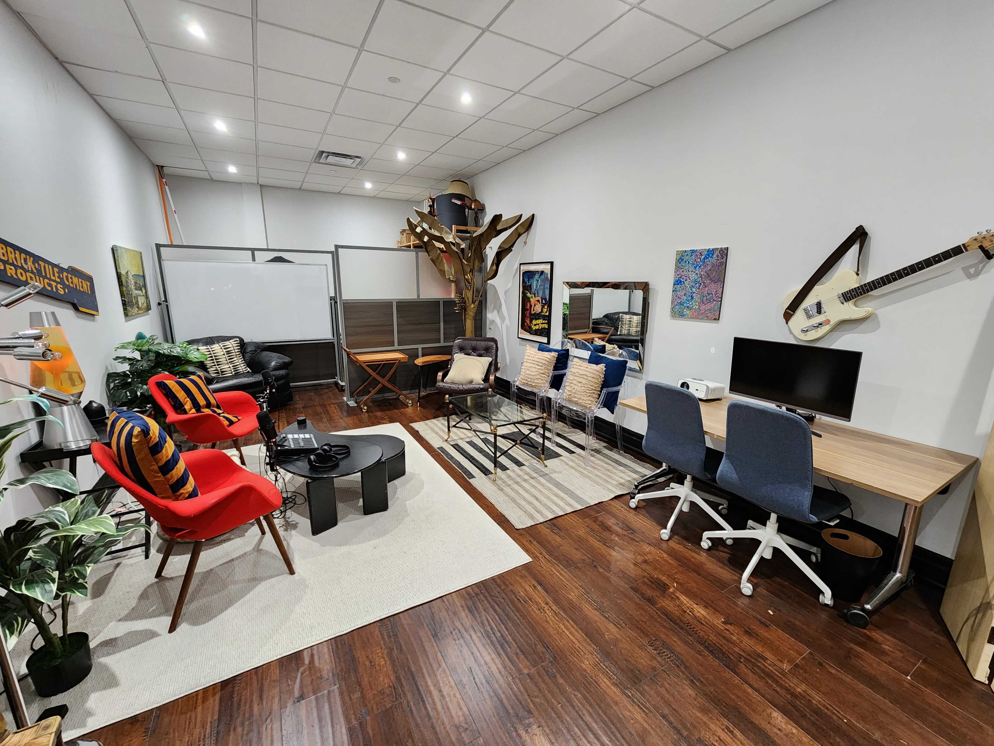 Professional Content & Podcast Studio Lounge in Mississauga Image in Dixie, Mississauga, ON