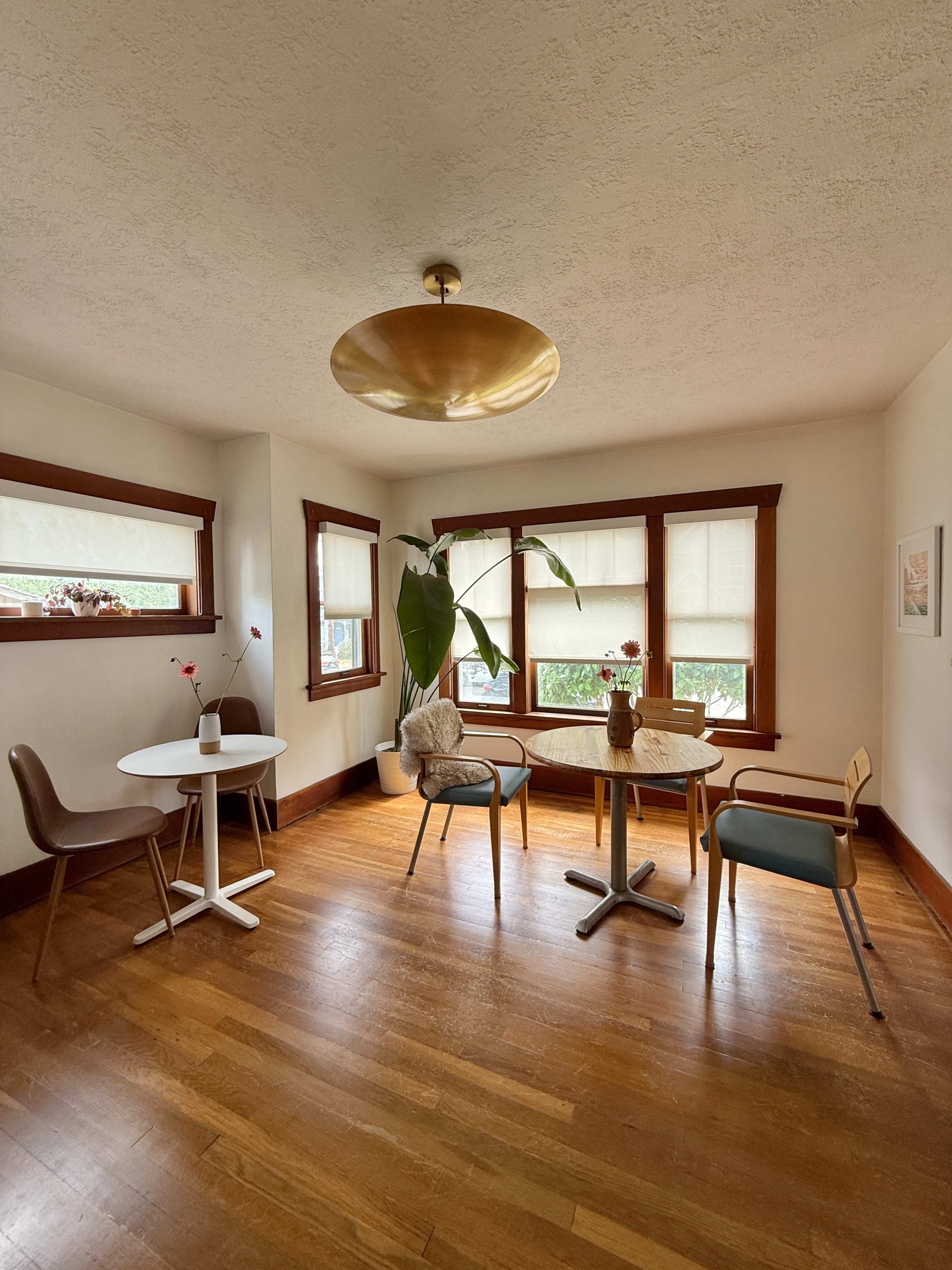 Tranquil Spa Retreat in Portland with Sauna & Soaking Tub Image in Arbor Lodge, PORTLAND, OR