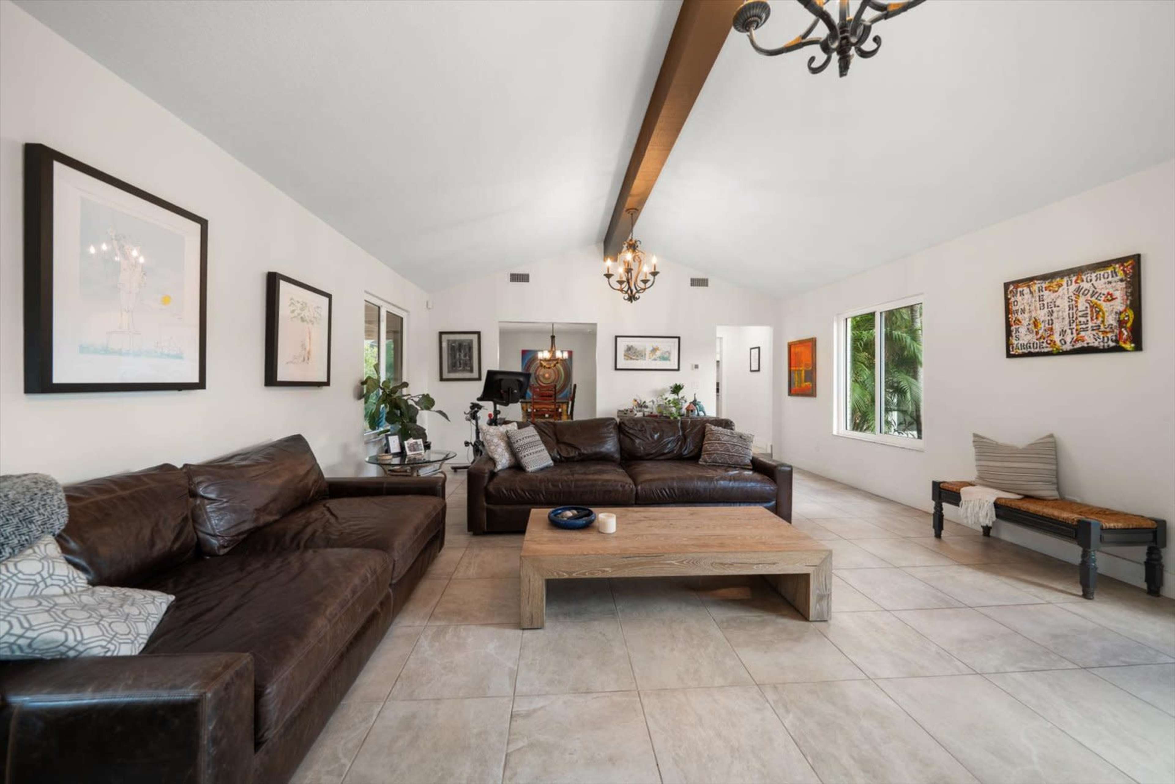 Tropical Outdoor Oasis with Putting Green and Large Pool Image in Belleair, Belleair, FL