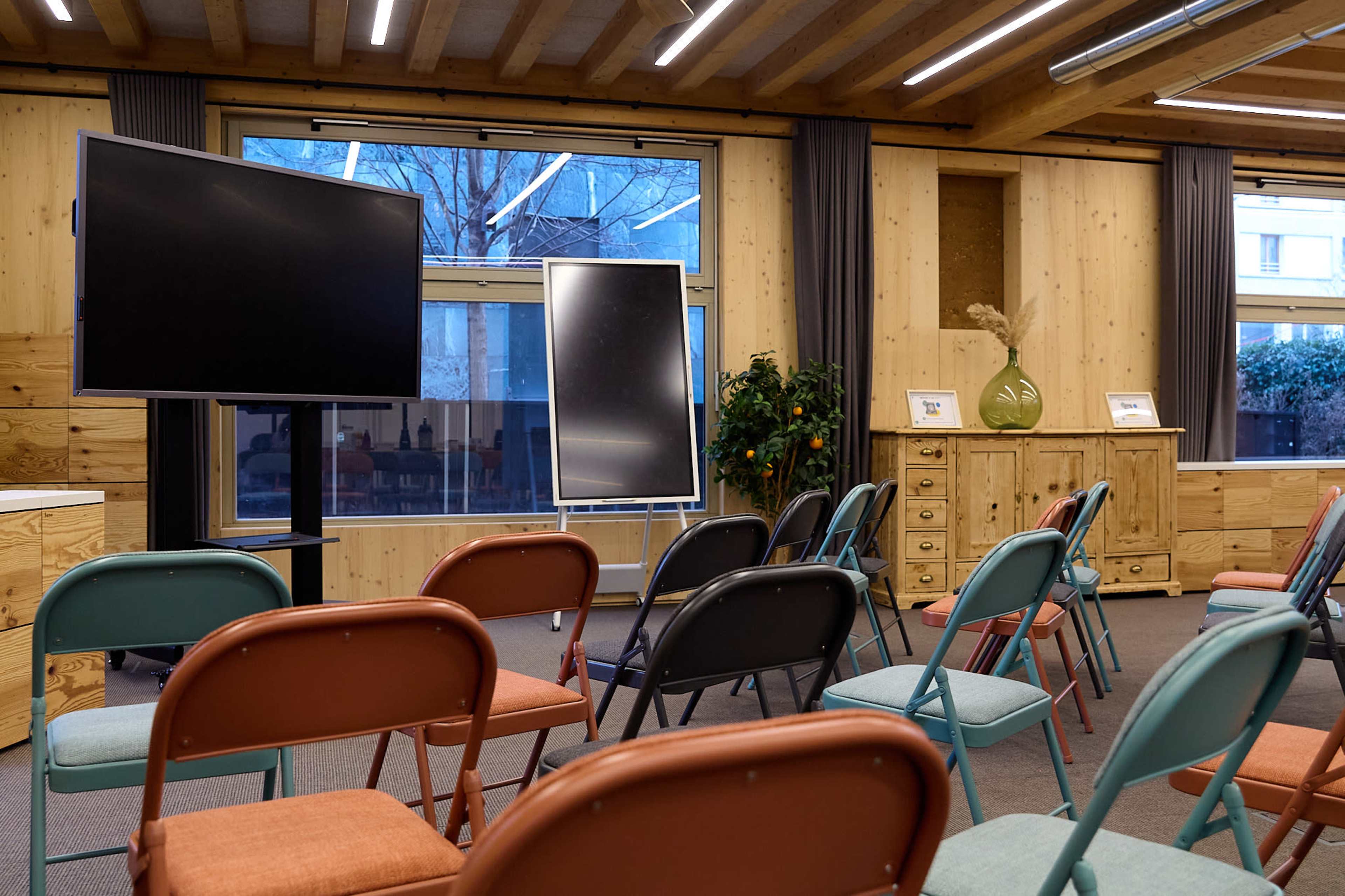 Salles de 150m² dans bâtiment éco-responsable au cœur de Confluence Image in La Confluence, Lyon