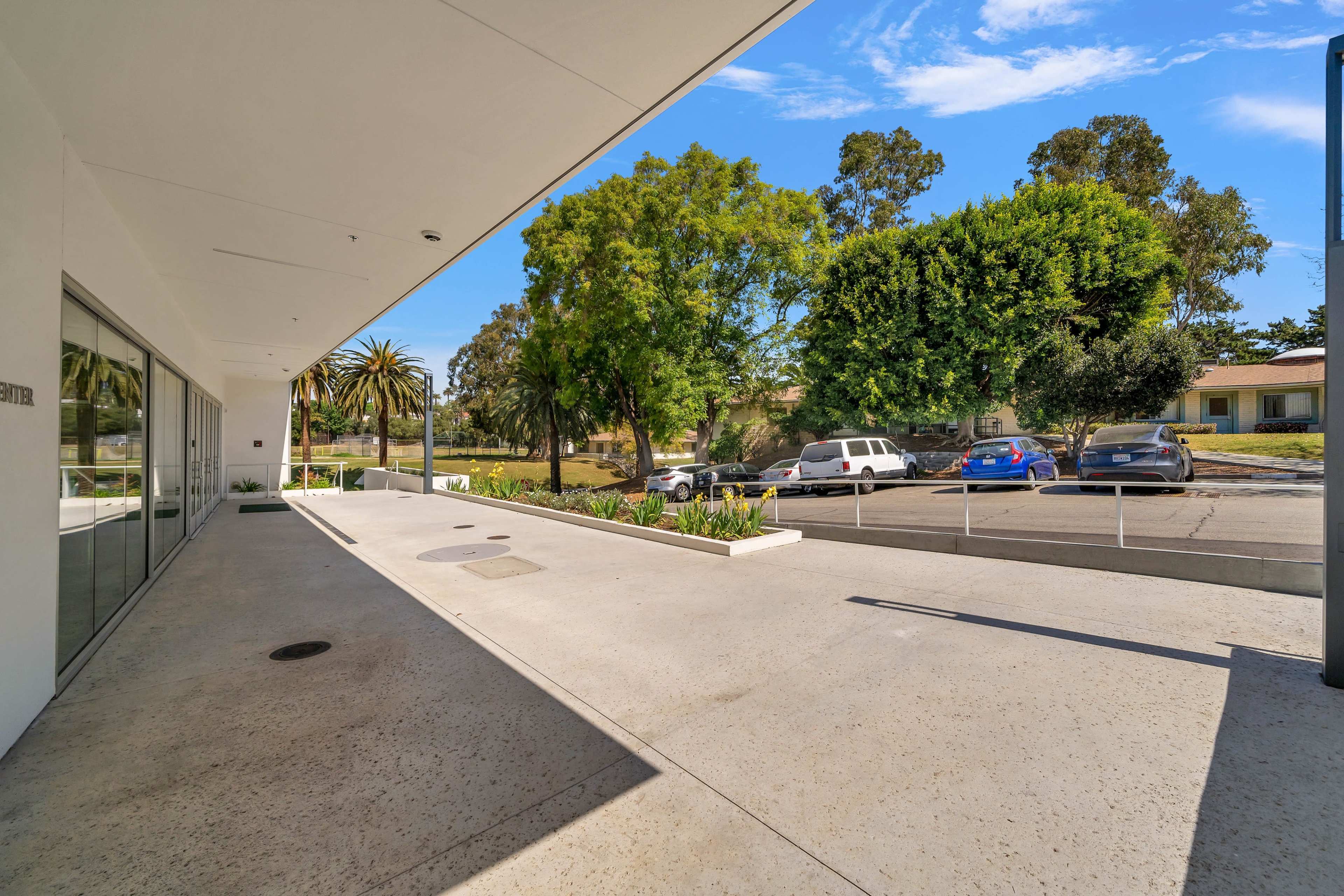 STATE OF THE ART CAMPUS FOR PRODUCTION AUDITORIUM Image in Castle Heights, Los Angeles, CA