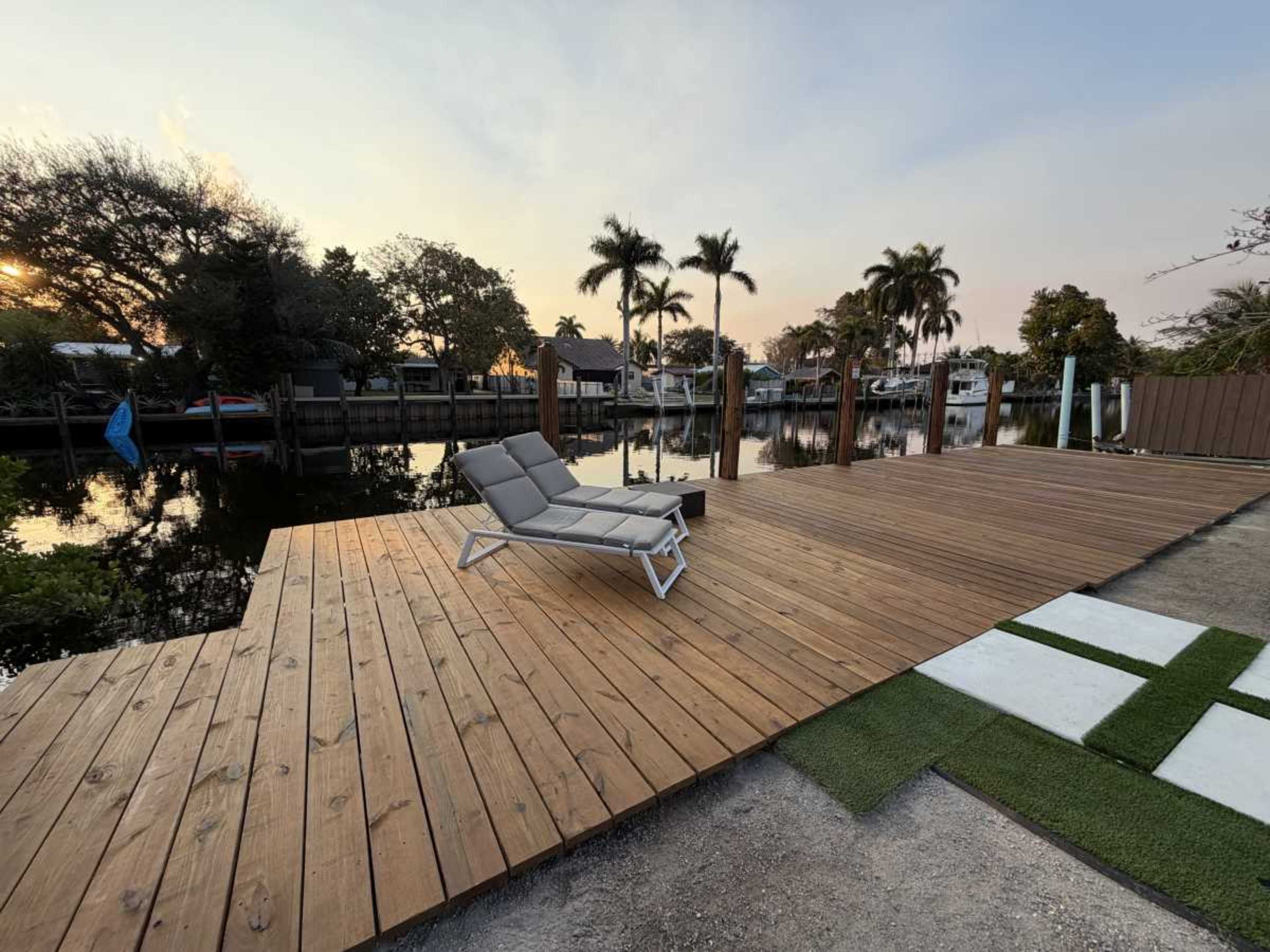 Luxury Waterfront Backyard Oasis with Pool – Private Event & Party Space in Fort Lauderdale Image in Dania Beach, Fort Lauderdale, FL