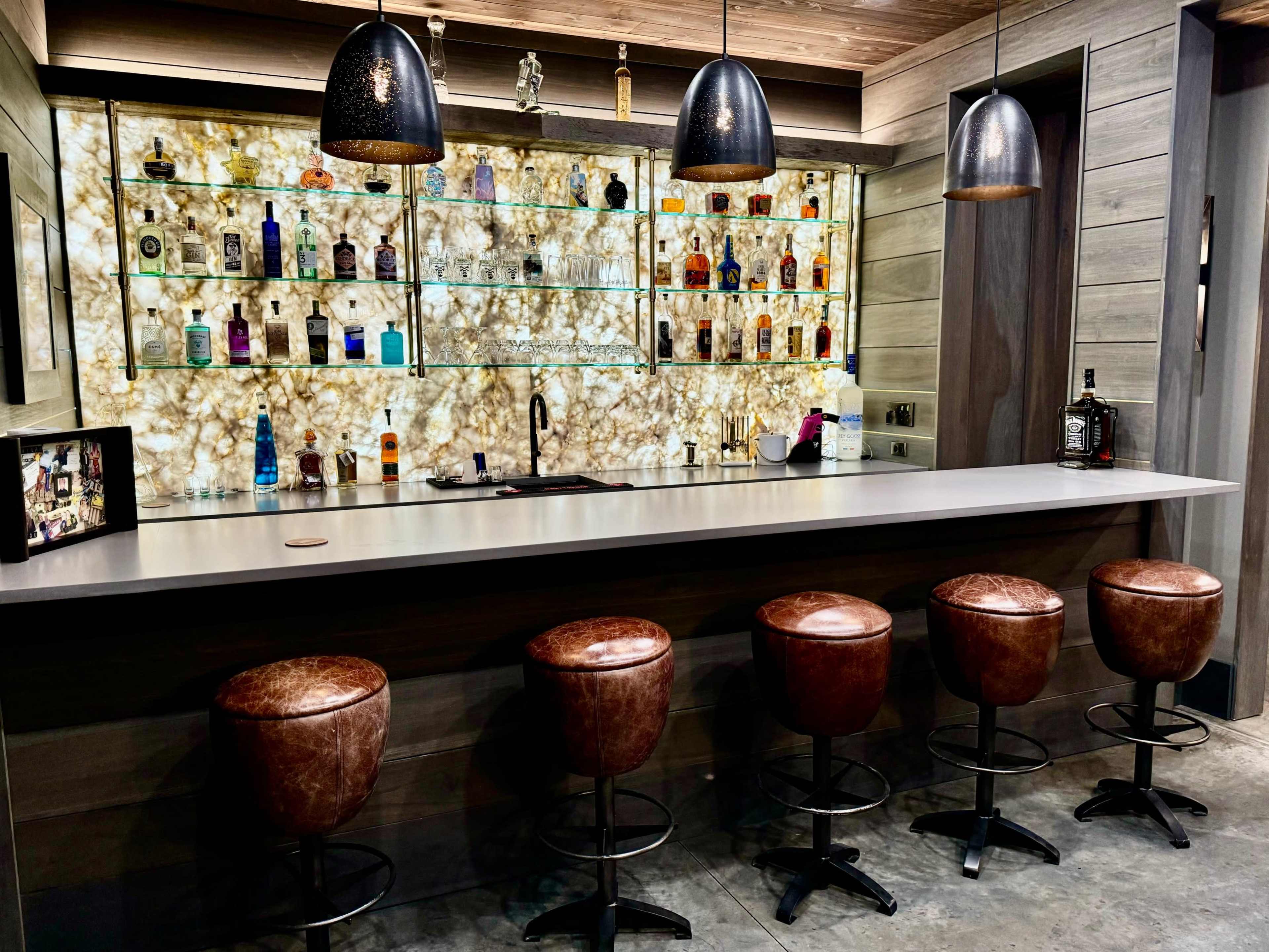 Hilltop Estate with Skyline/Mountain View Image in , Nolensville, TN