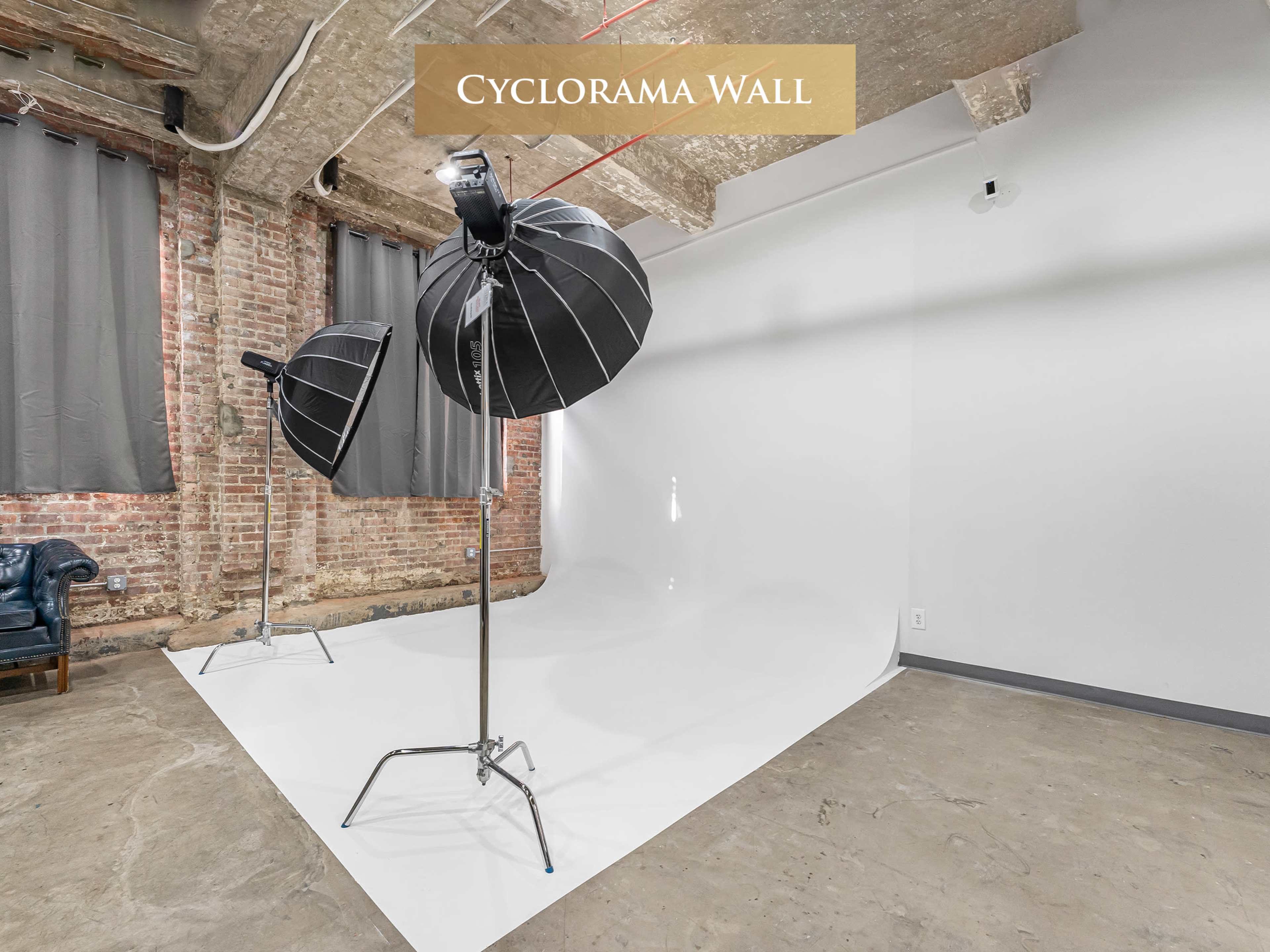 125: Affordable Natural Light Cyc Wall Studio w/ FREE Lighting & Equipment (AC & Heater Available!) Image in East Williamsburg, Brooklyn, NY