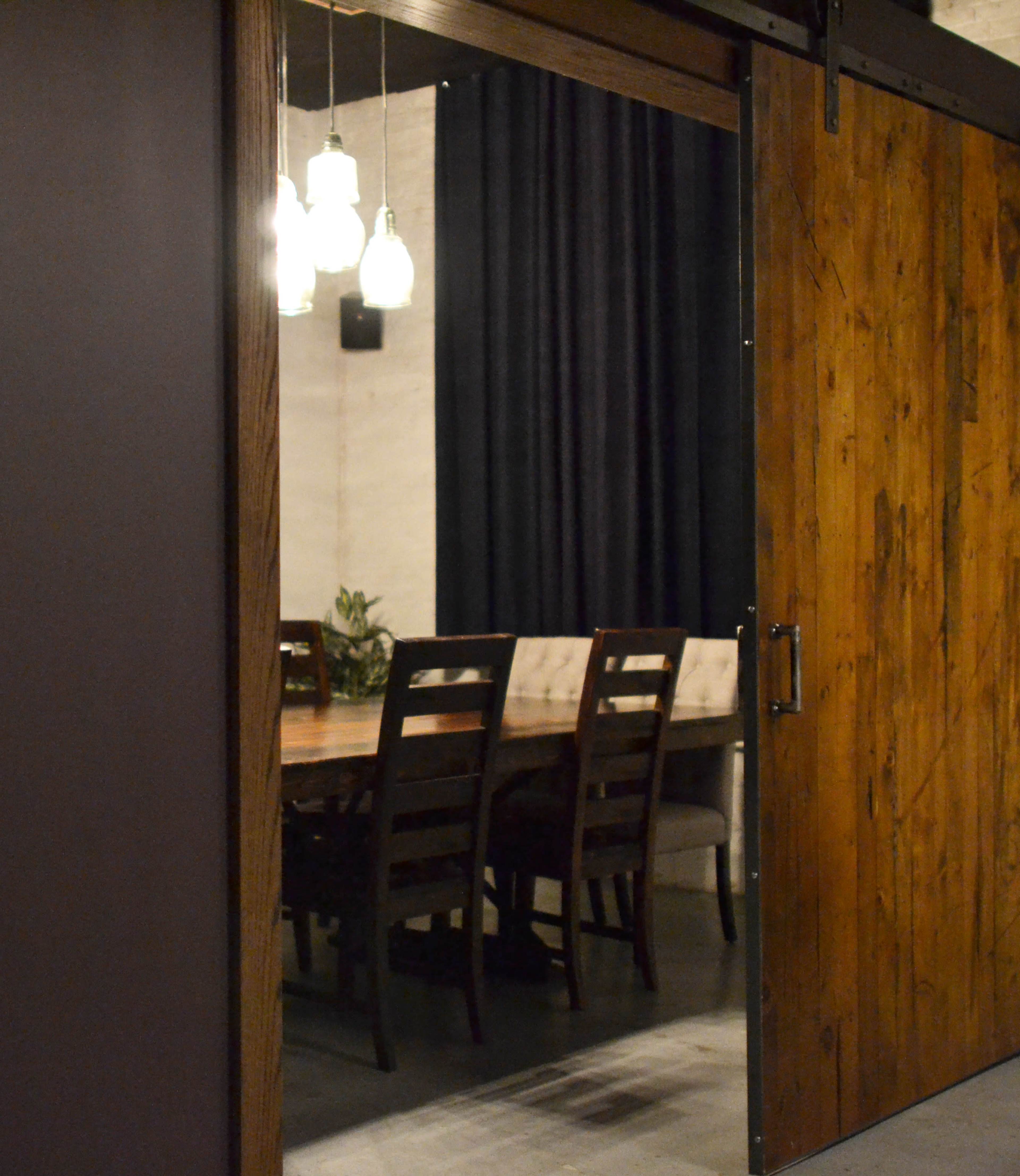 Lincoln Park Private Room in beautiful loft space Image in Lincoln Park, Chicago, IL