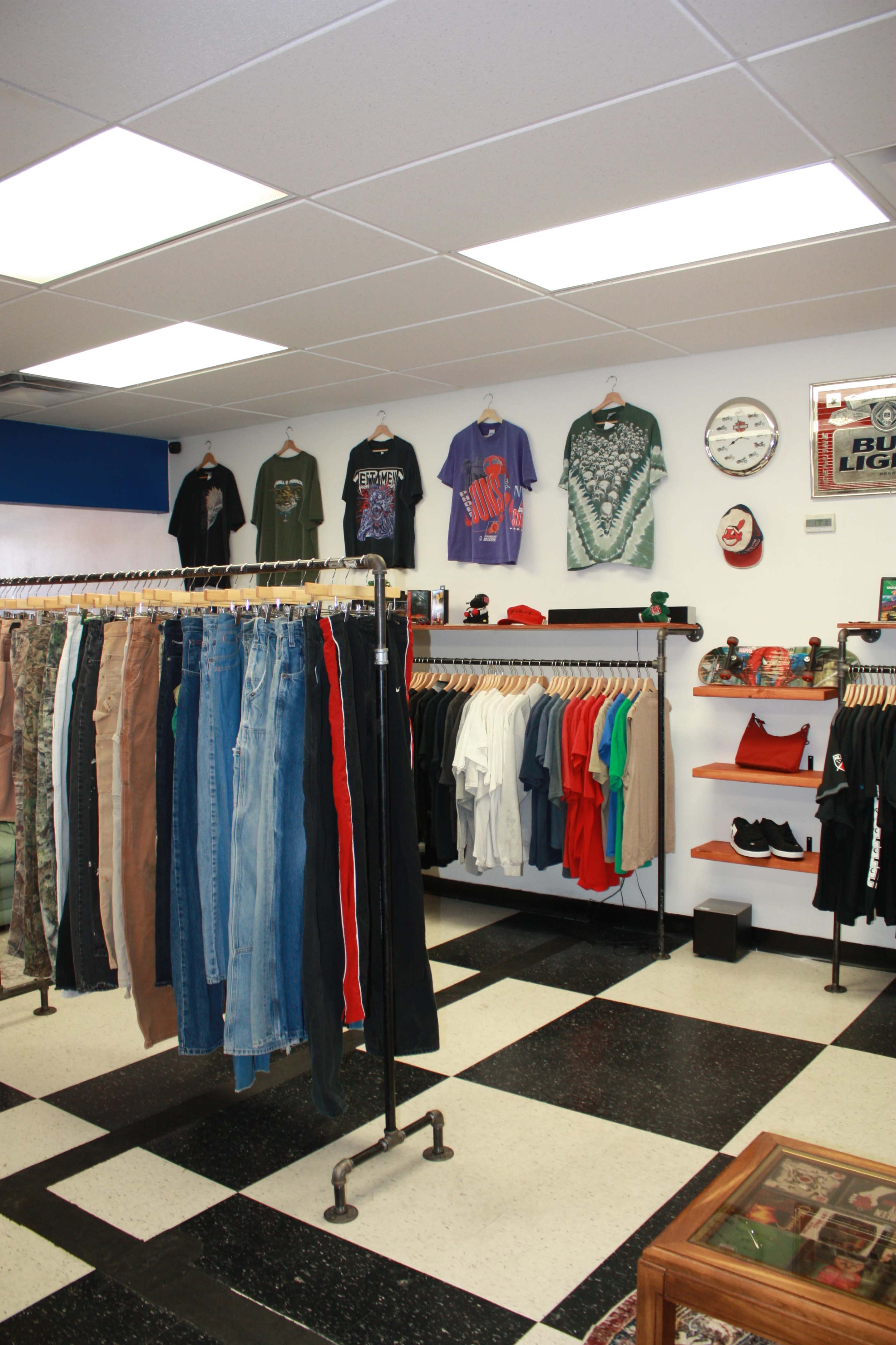 Stylish Vintage Clothing Store in Mesa Image in Dobson Ranch, Mesa, AZ