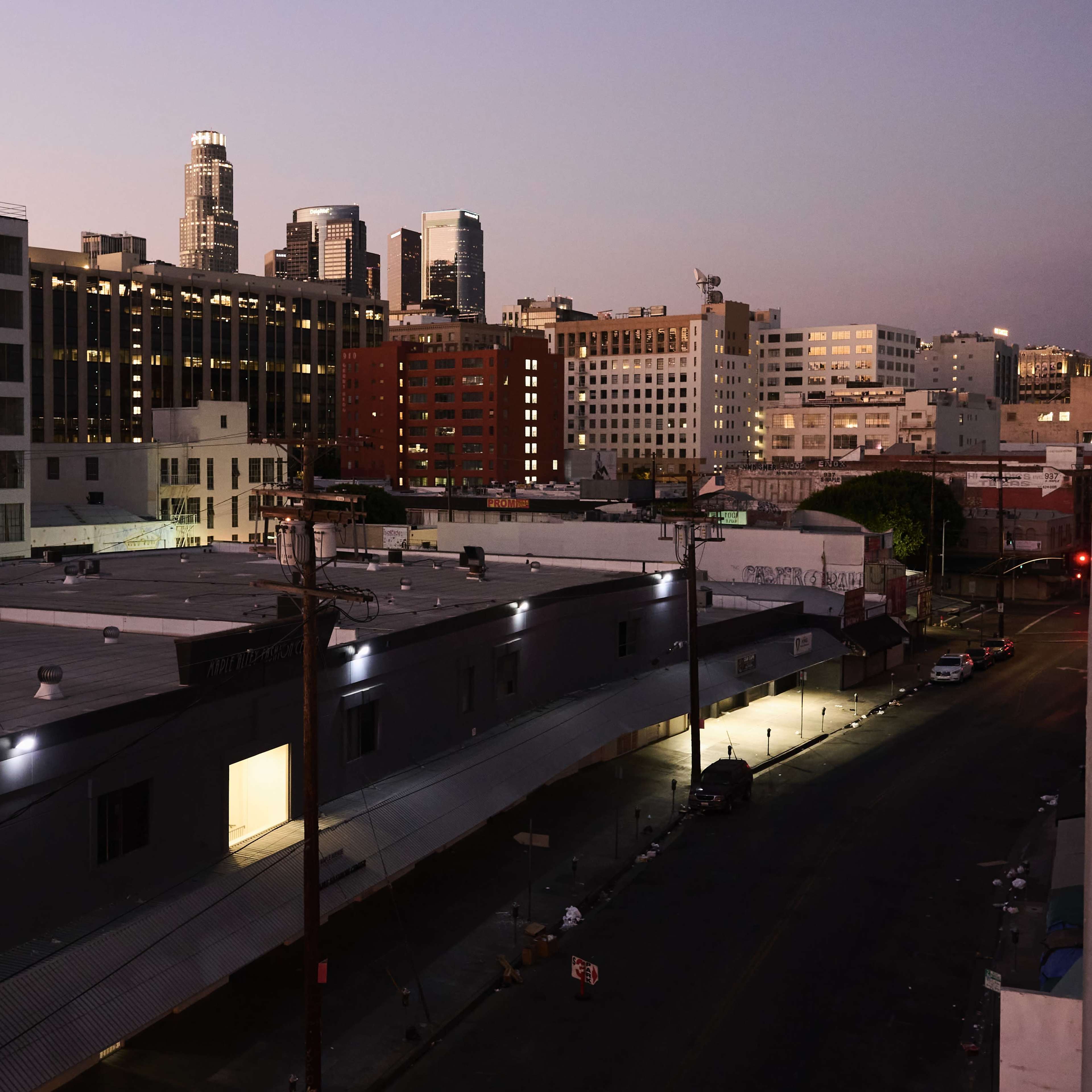 VACANT BANK SPACE / ROOFTOP / PARKING GARAGE Image in Central LA, Los Angeles, CA