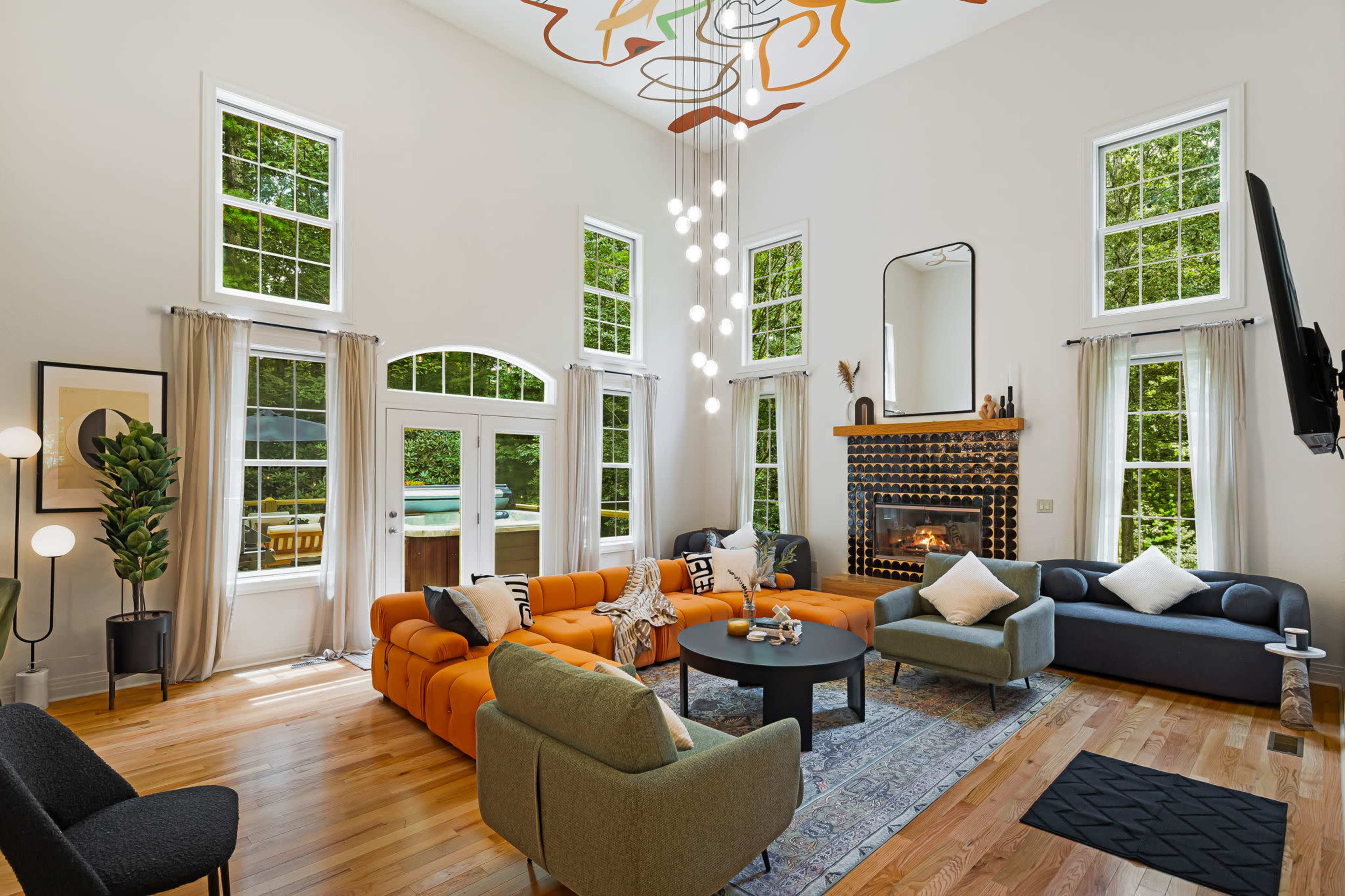 Ultimate Getaway: Golf Sim, Sauna, Hot Tub, Game Room & Outdoor Fun Image in , Fairview, NC