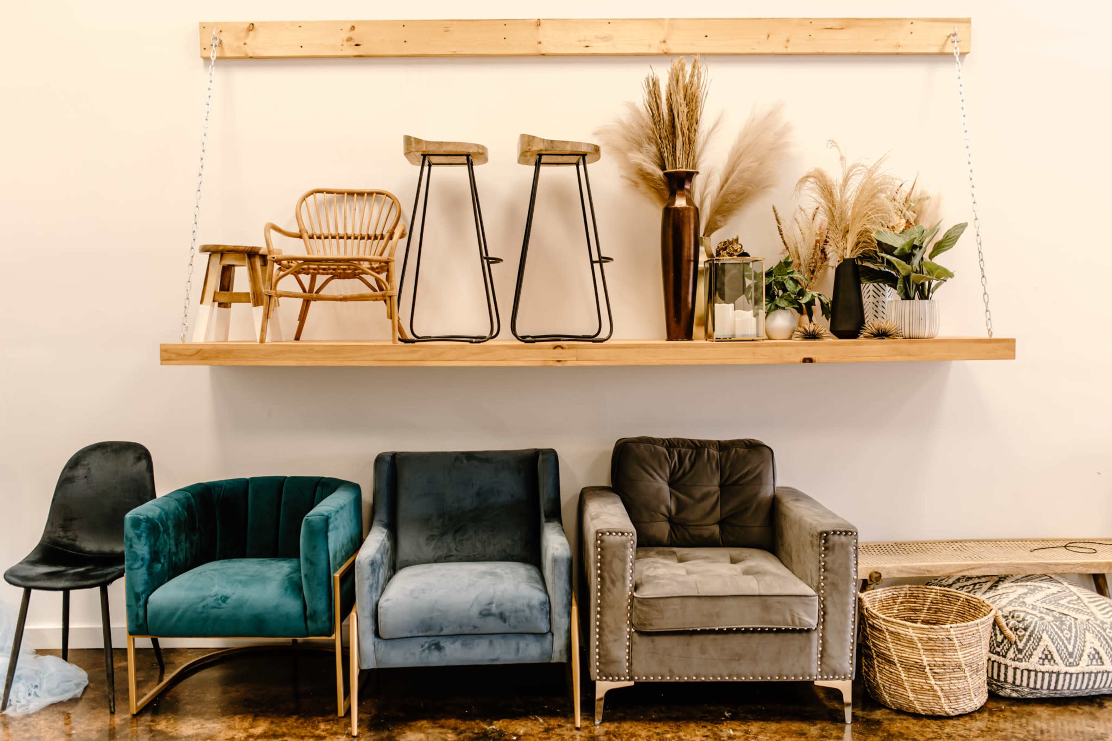 Open space with plenty of natural lighting and lots of props. Image in , Tyler, TX