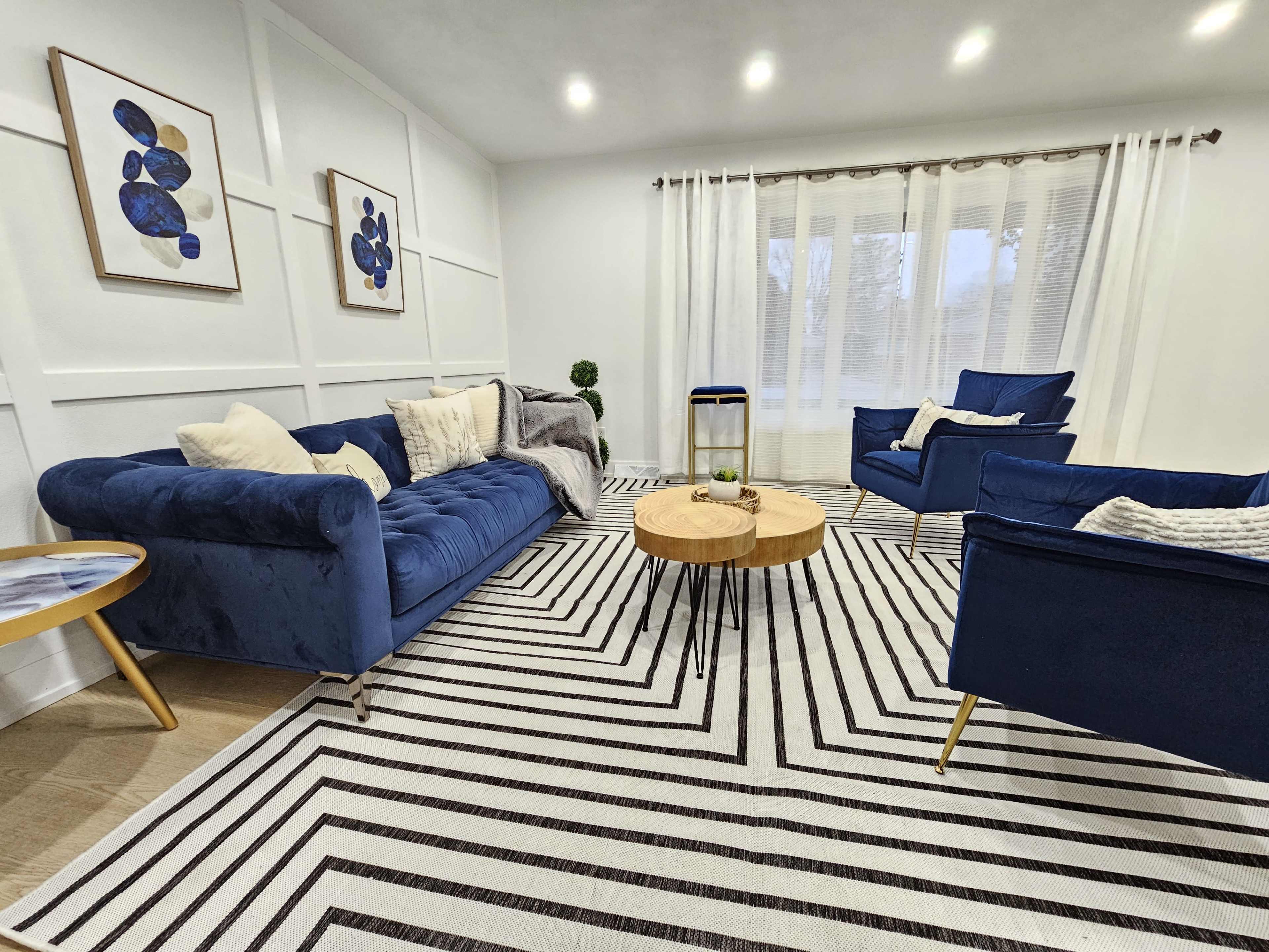Beautiful House for Unique Hosting Image in Waukegan Township, Waukegan, IL