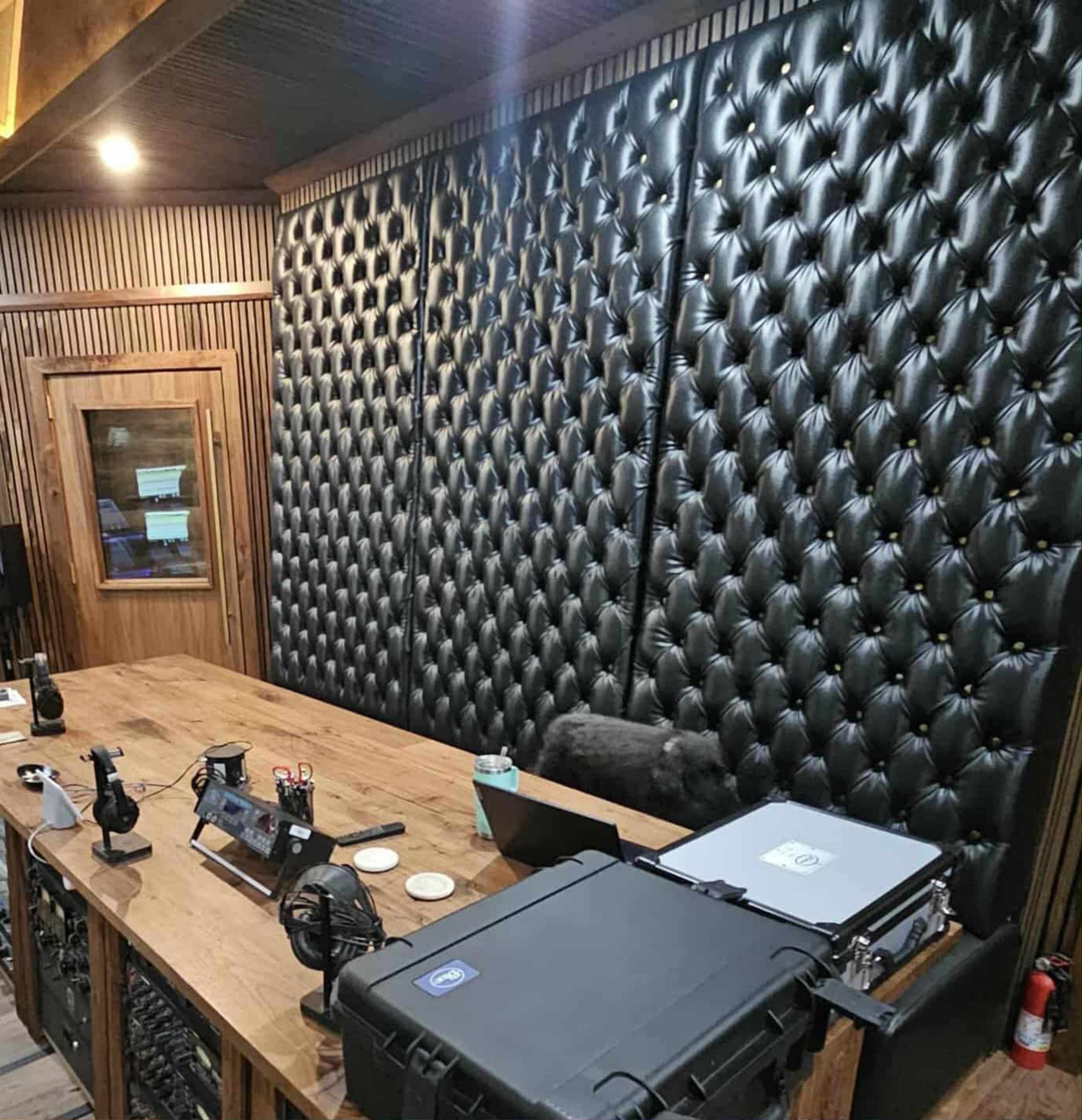 Beautiful, unique, recording studio Image in Watertown, Watertown, TN