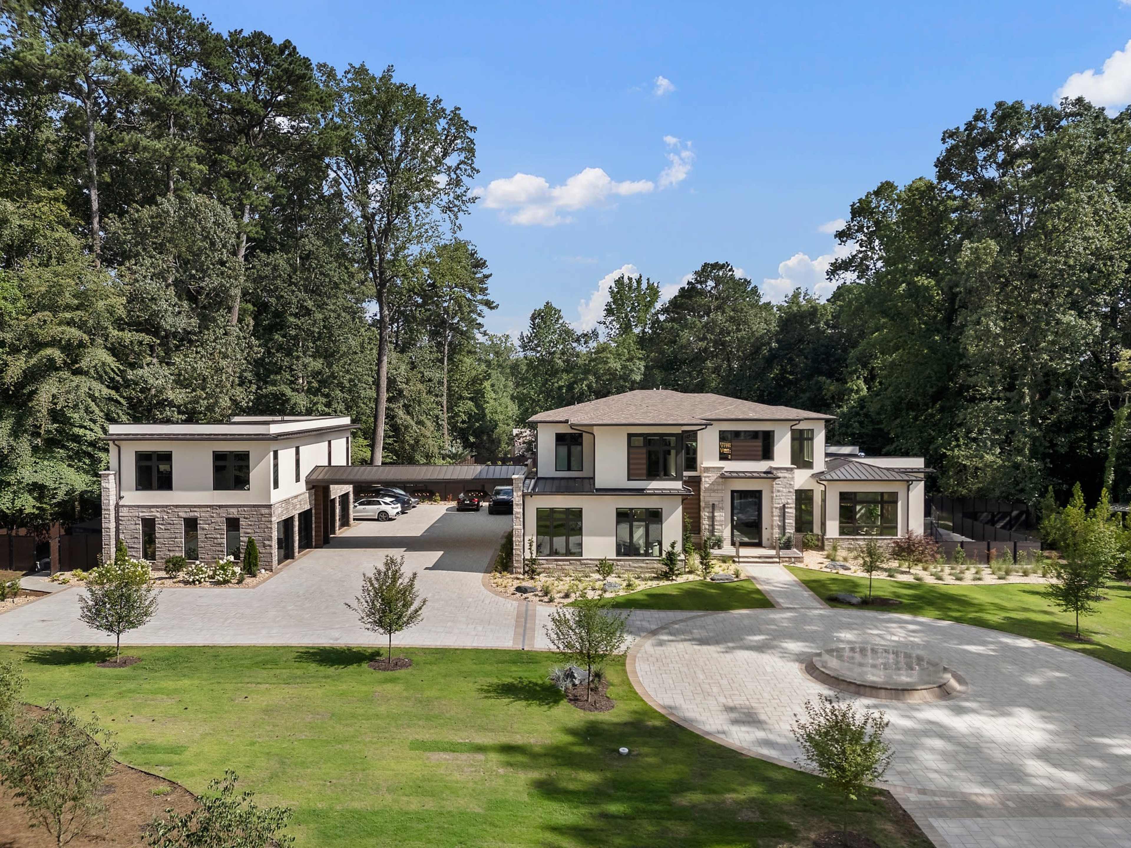 Modern Buckhead Estate with Luxury Pool and Backyard, Atlanta, GA ...