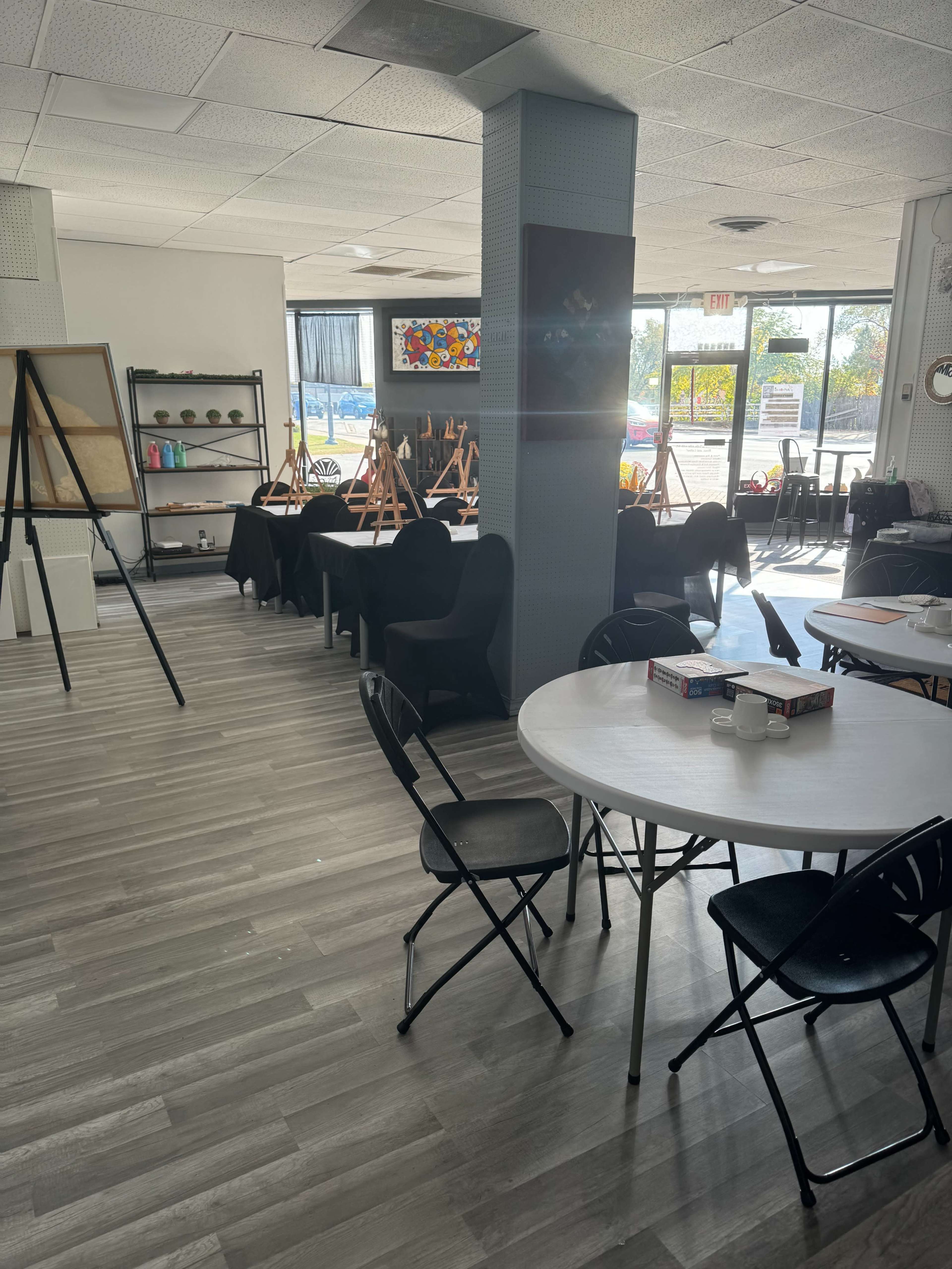 A serene artistic vibe with art, music, and coffee! Image in Bremen Township, Midlothian, IL