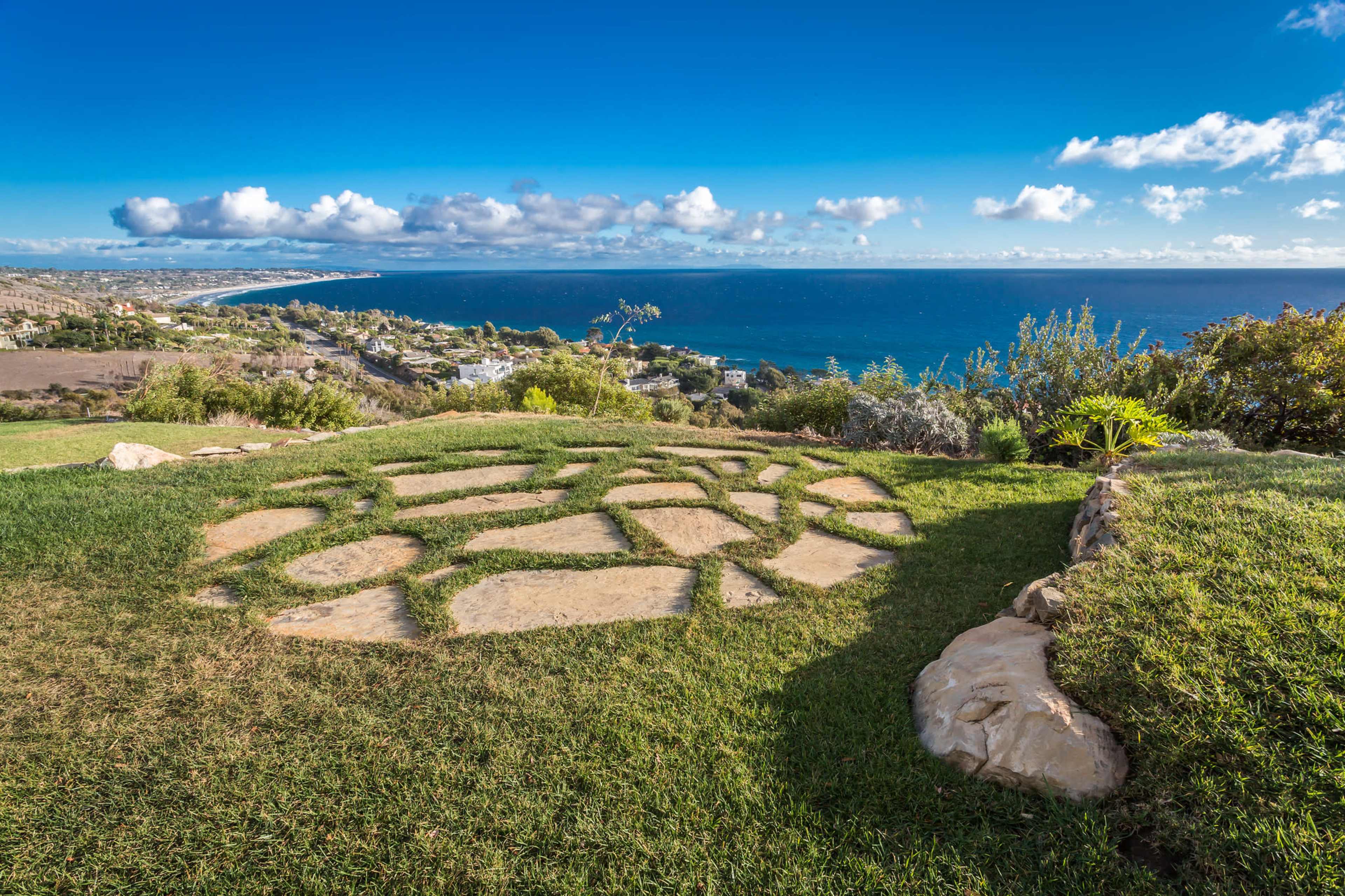 Cliffside Malibu Location with Sweeping Coastal and Mountain Views Image in Western Malibu, Malibu, CA