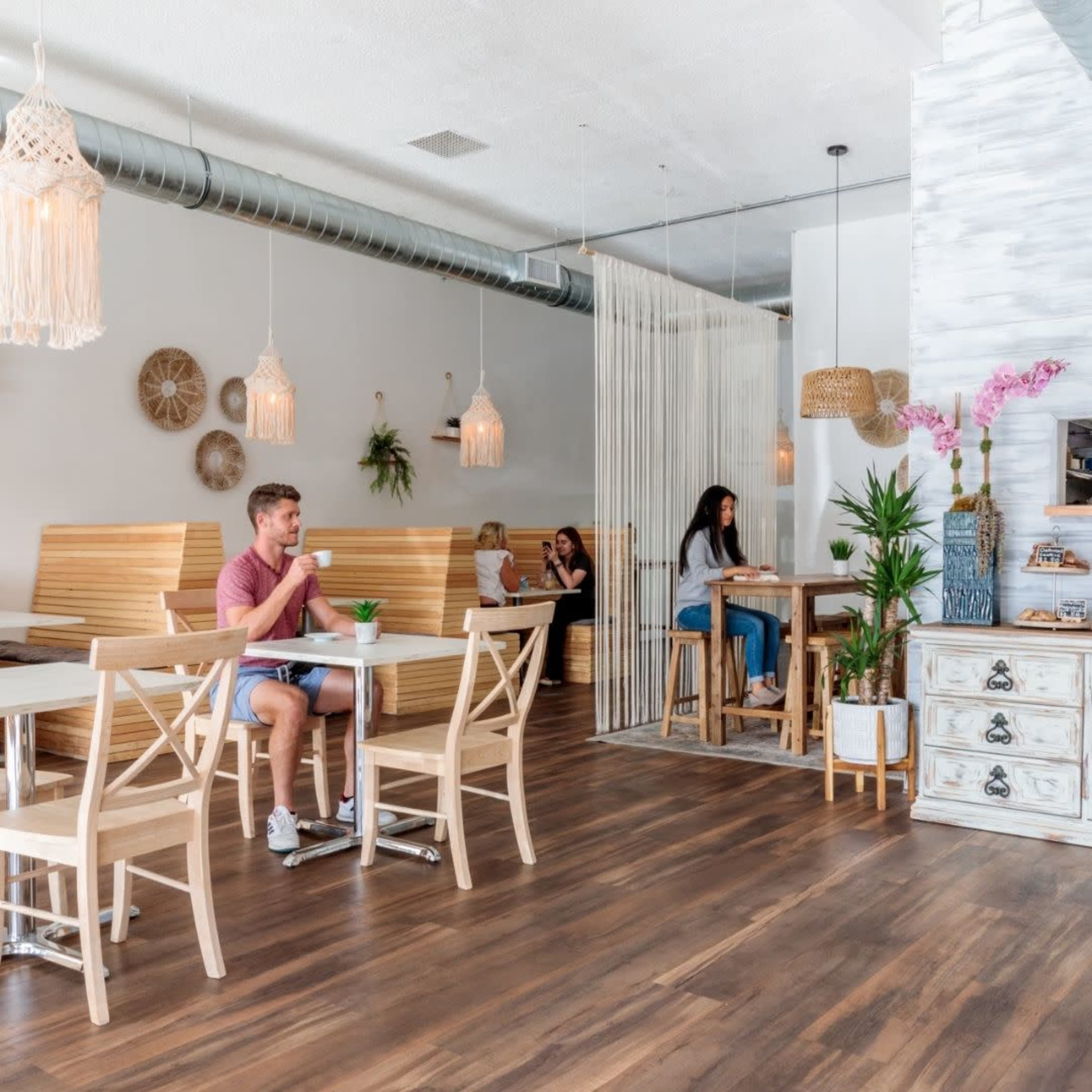 Modern Boho  Cafe for Parties, Showers and Celebrations Image in Playa Del Rey, playa del rey, CA