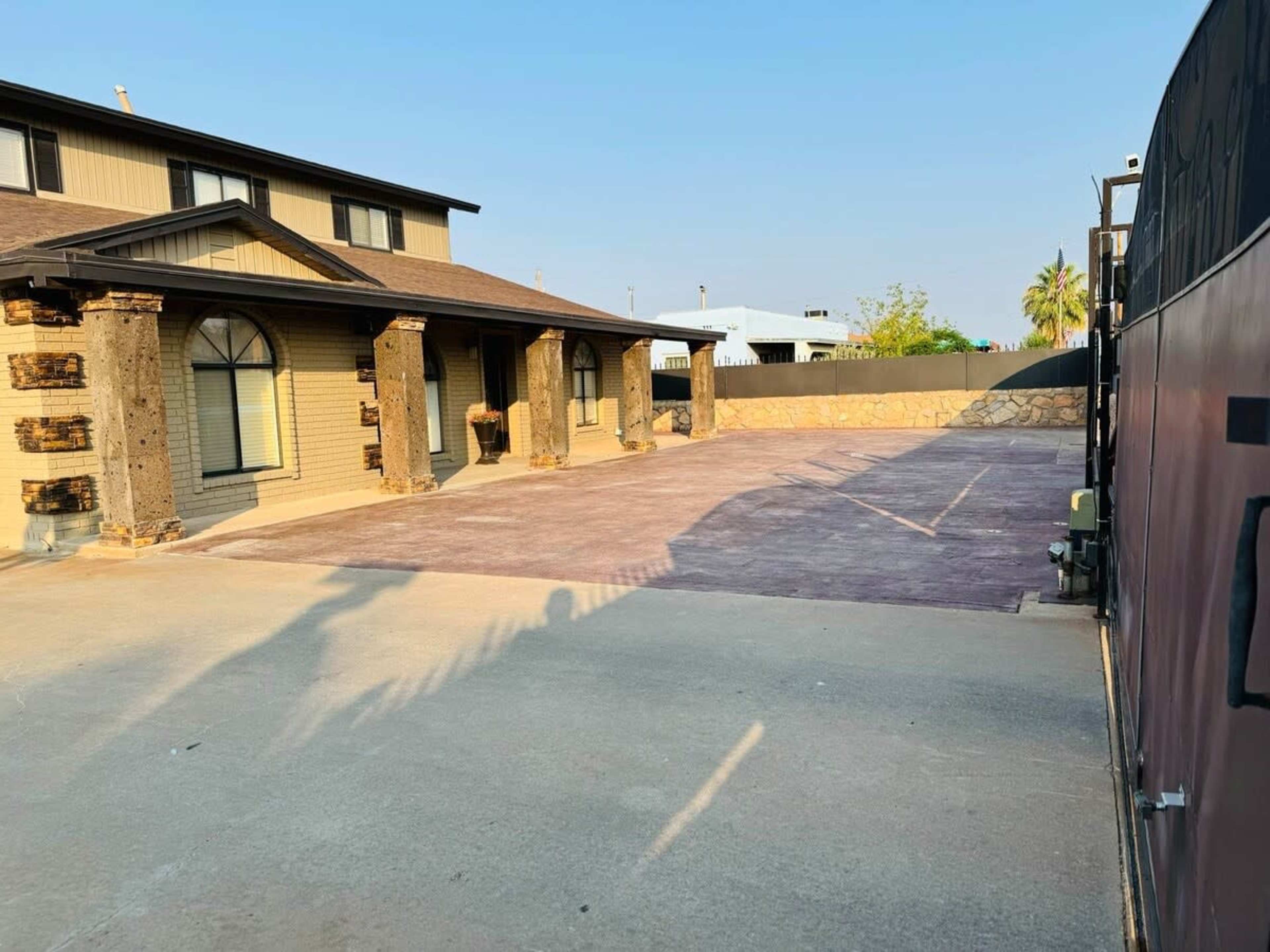 Large Property Perfect for Content Creation Image in Hacienda Heights, El Paso, TX