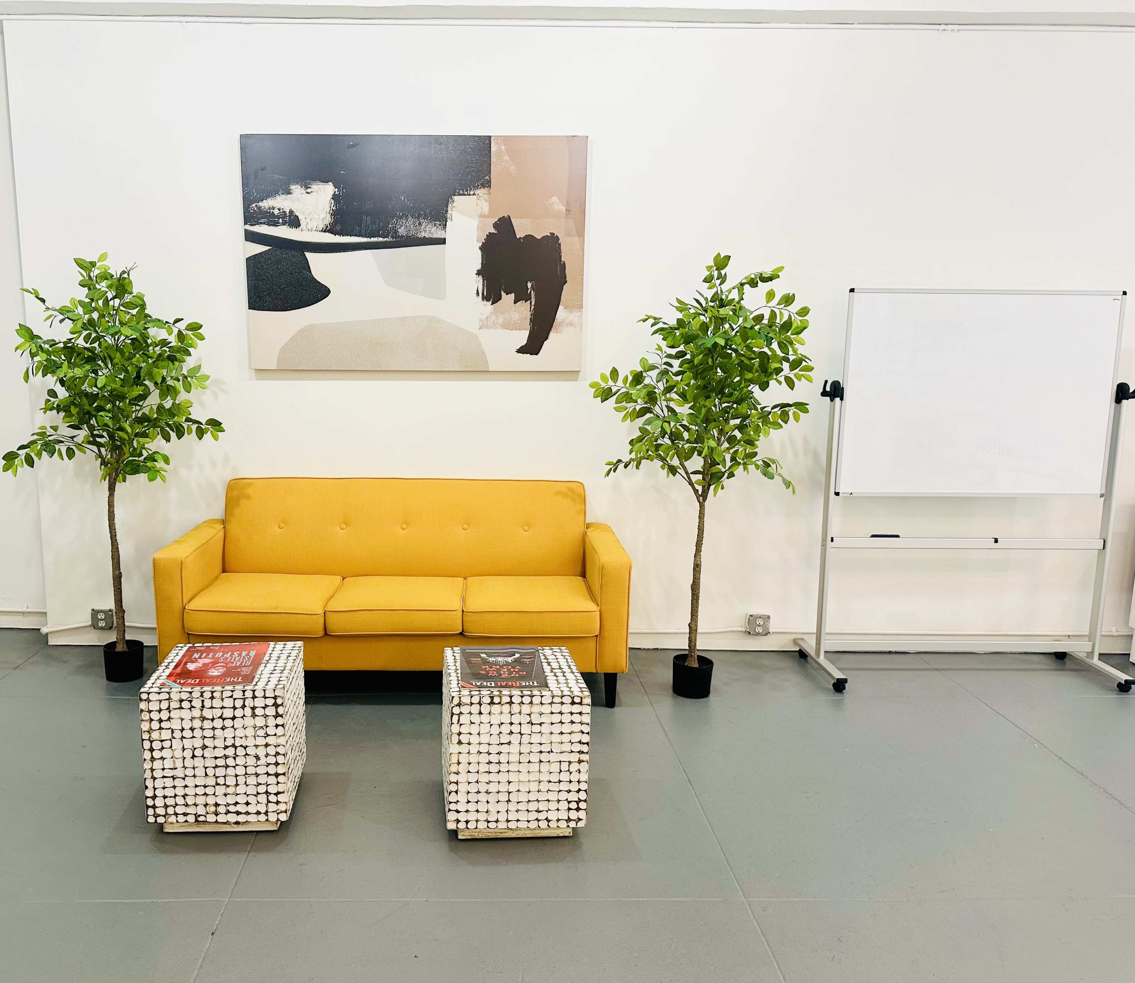 Flexible Space Room with Optional Filming & Editing Services Image in Midtown Manhattan, NEW YORK, NY