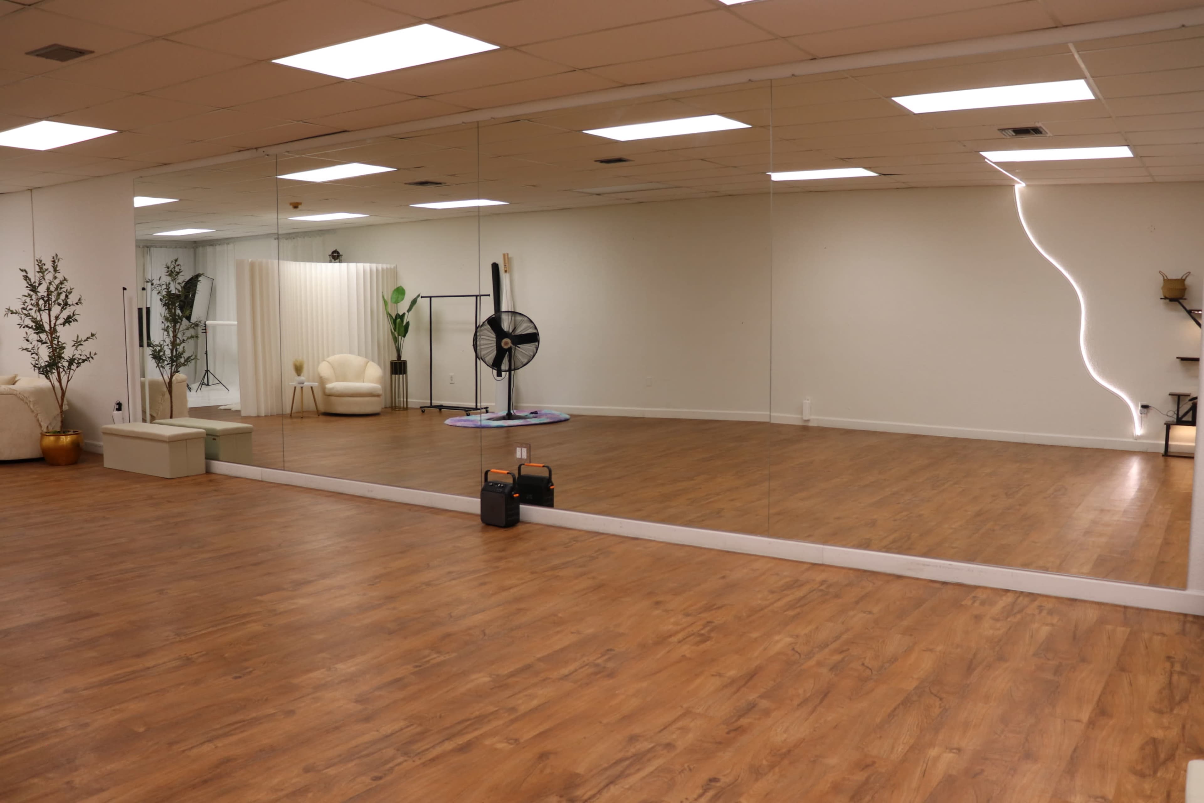 Dance Studio, modern and versatile Image in Royal Palm Beach, Royal Palm Beach, FL