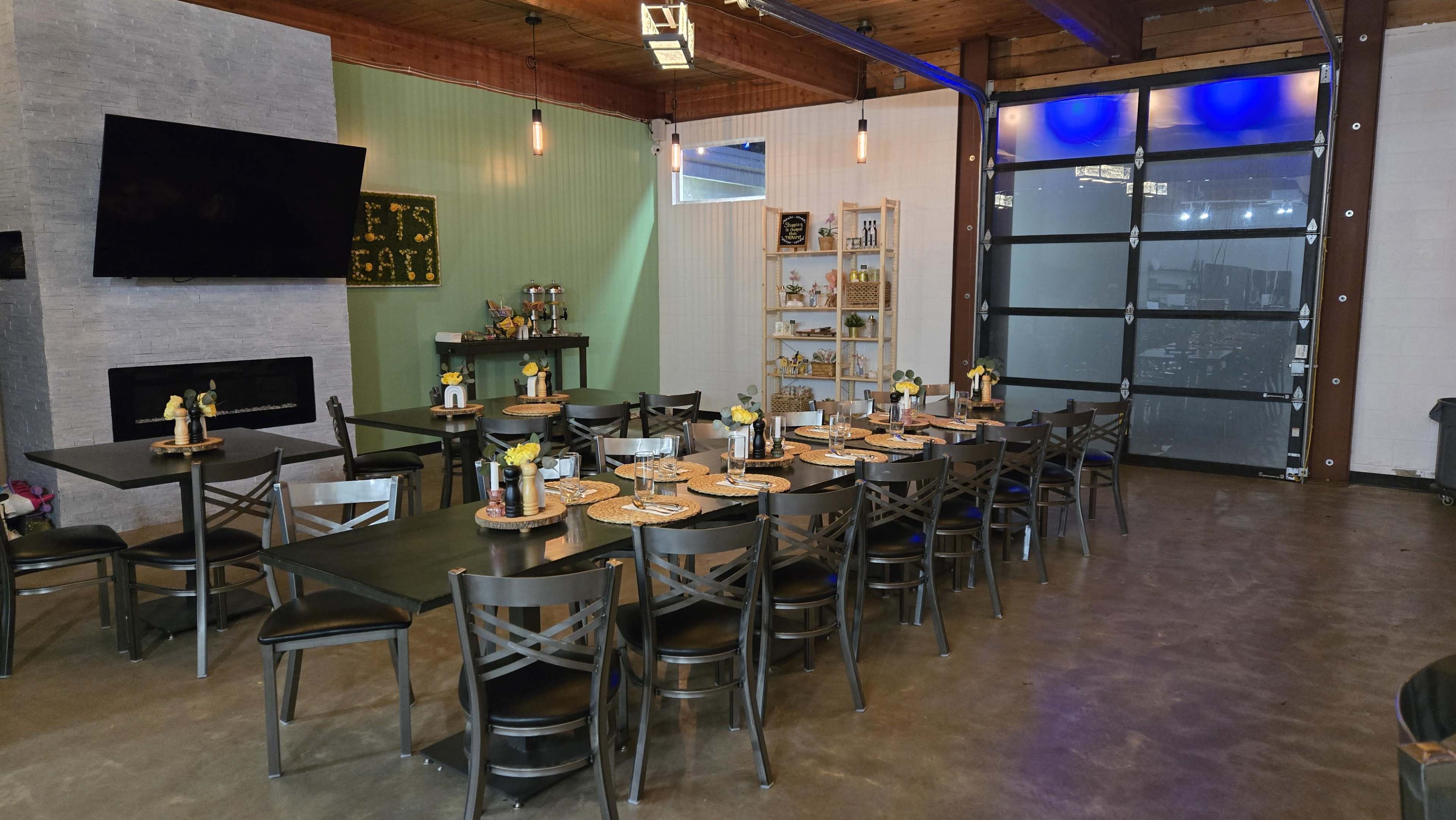 Cozy and Colorful Tigard Cooking Class Facility with Separate Dining Room Image in Metzger, Tigard, OR
