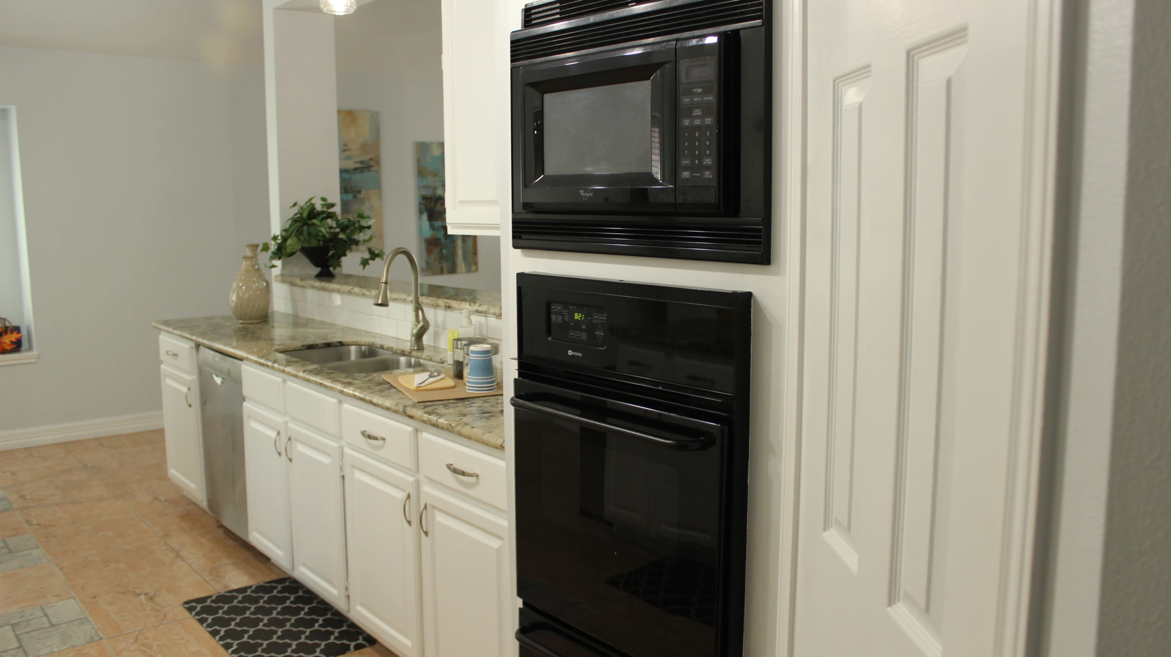 Full House with private jacuzzi close to IAH Image in Atascocita South, Humble, TX