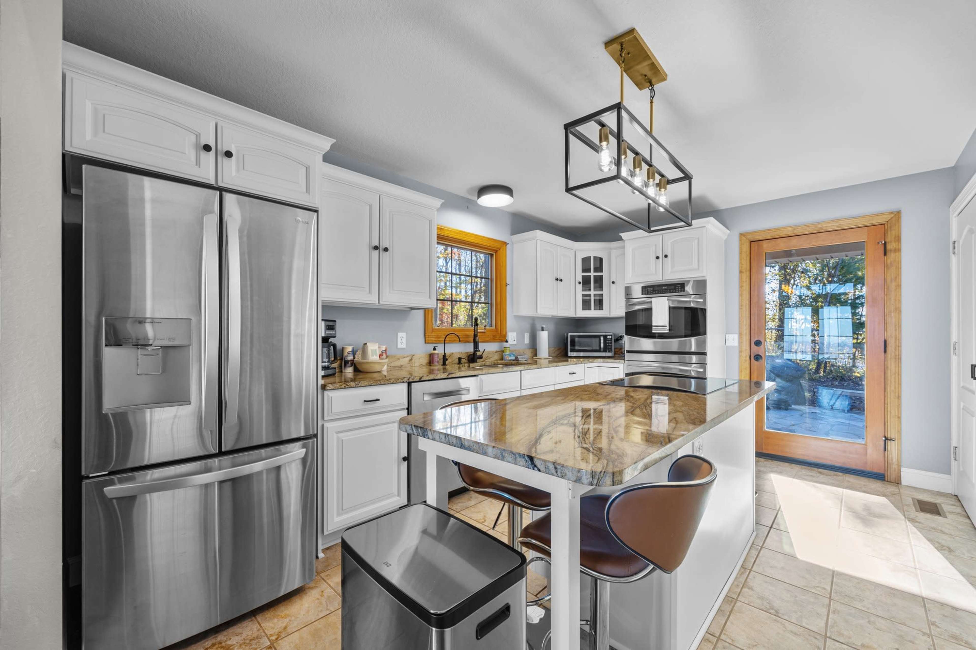 Secluded, Mountain Views, Spacious Yard perfect for Events Image in , Asheville, NC