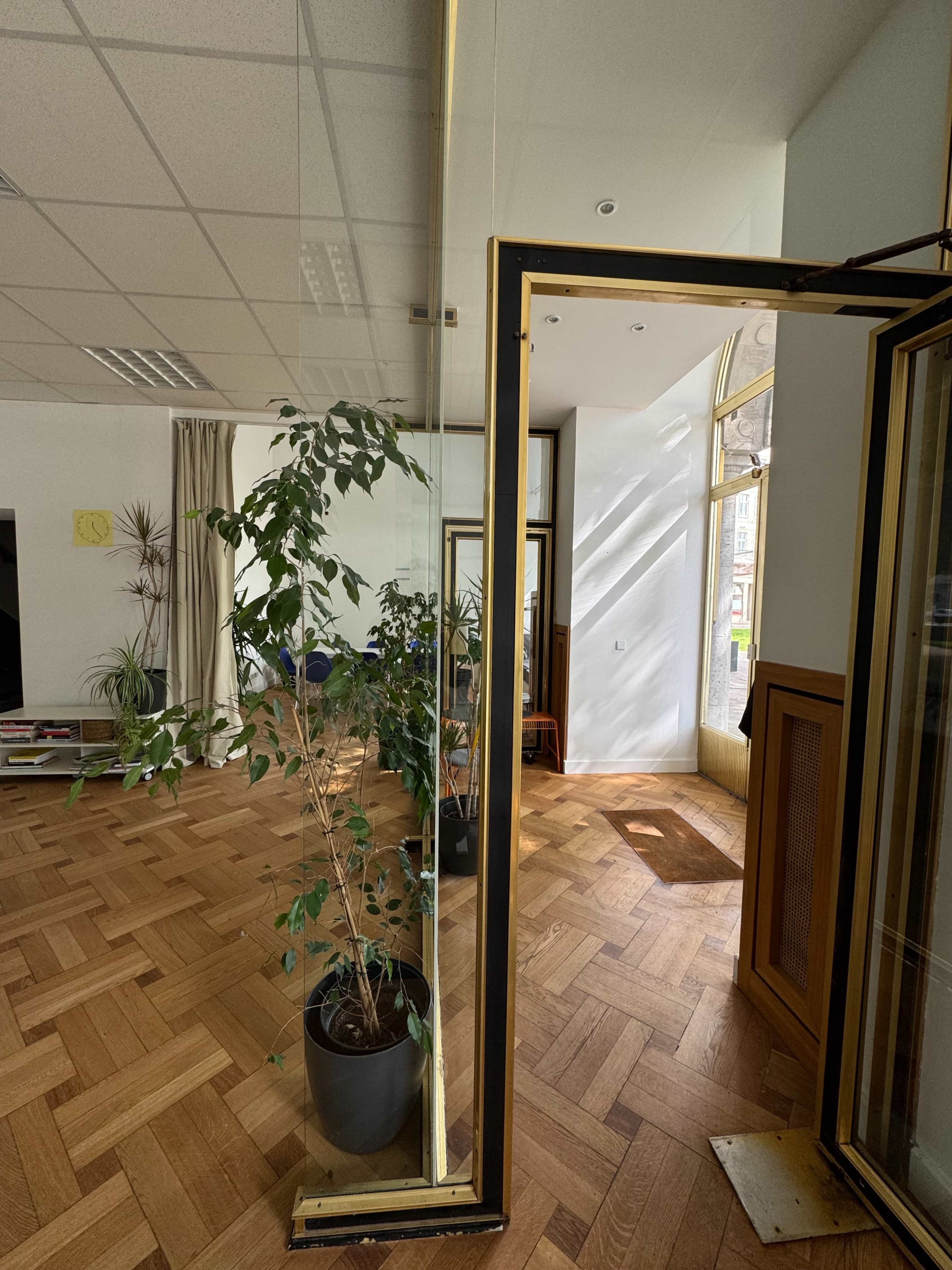 fhain Office – Workshop Space mit Geschichte & Atmosphäre Image in Friedrichshain, Berlin