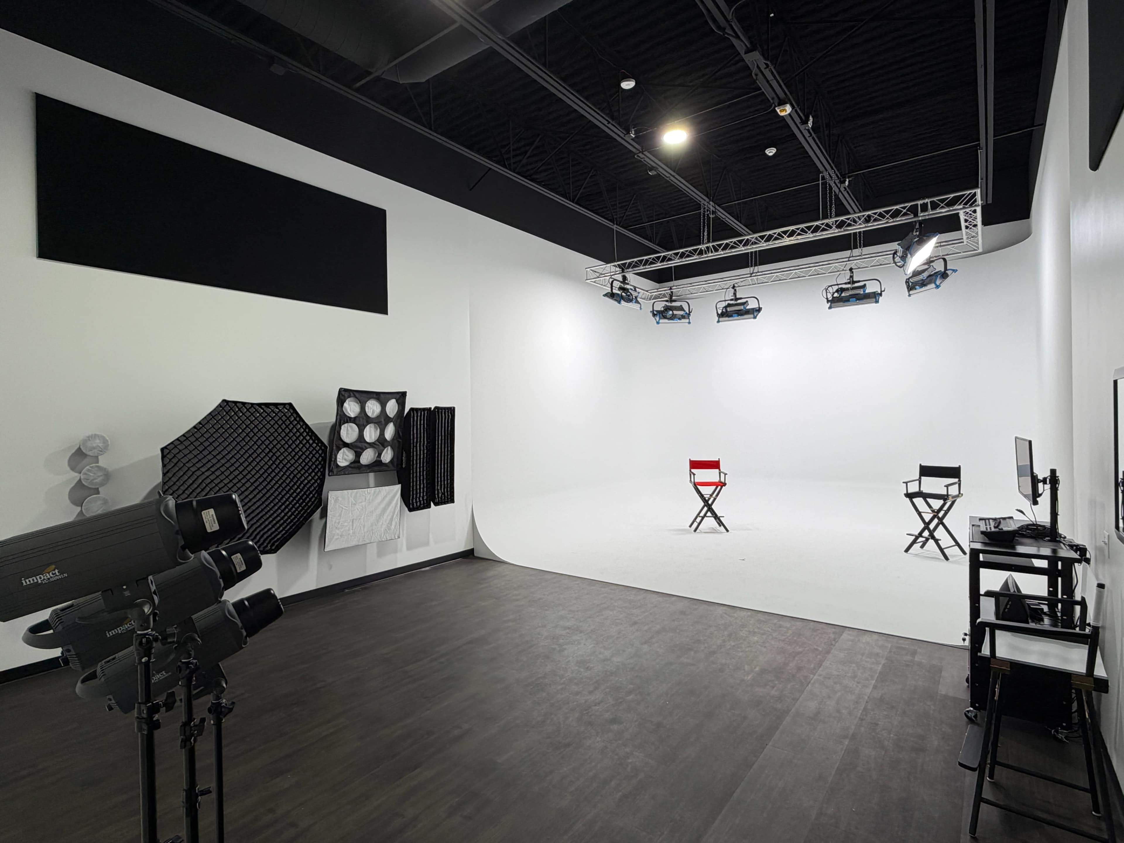 Professional Photography Studio Inside FLX Studios Image in Henrietta, Rochester, NY
