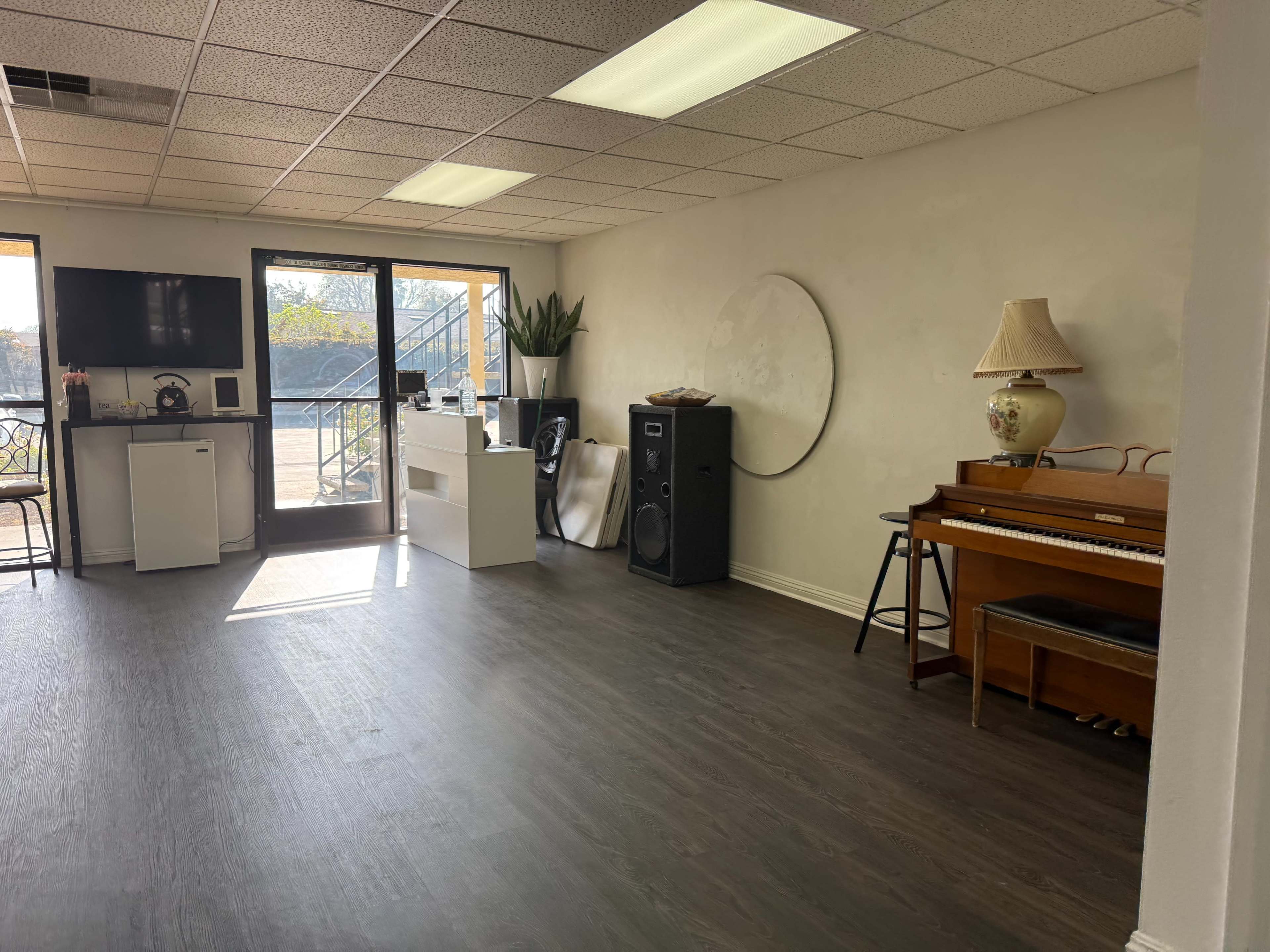 THE SPACE | Modern Minimalist Studio for Trainings, Wellness Classes ...