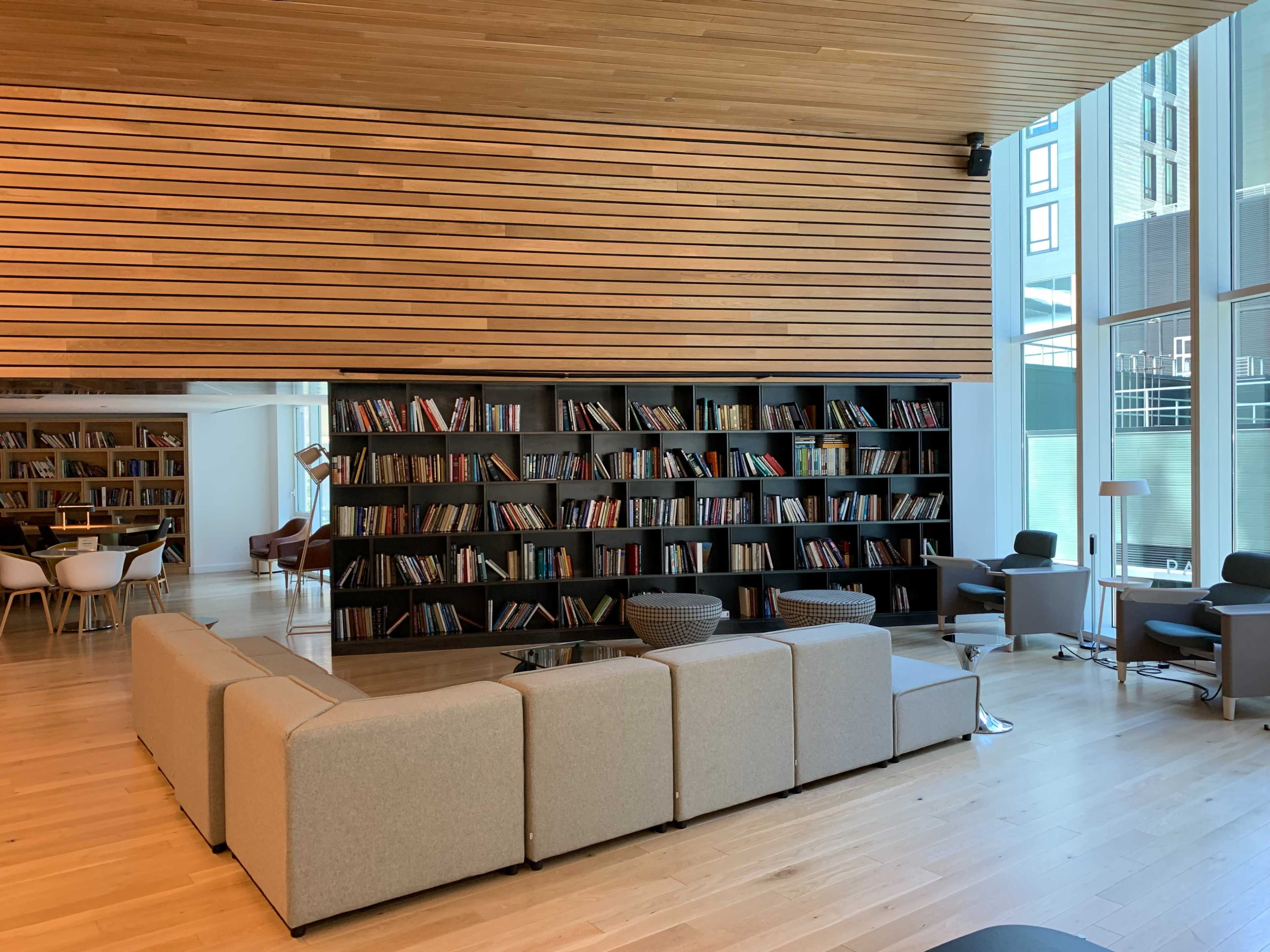 Mid-Town West Luxury Library Lounge Image in Midtown Manhattan, New York, NY
