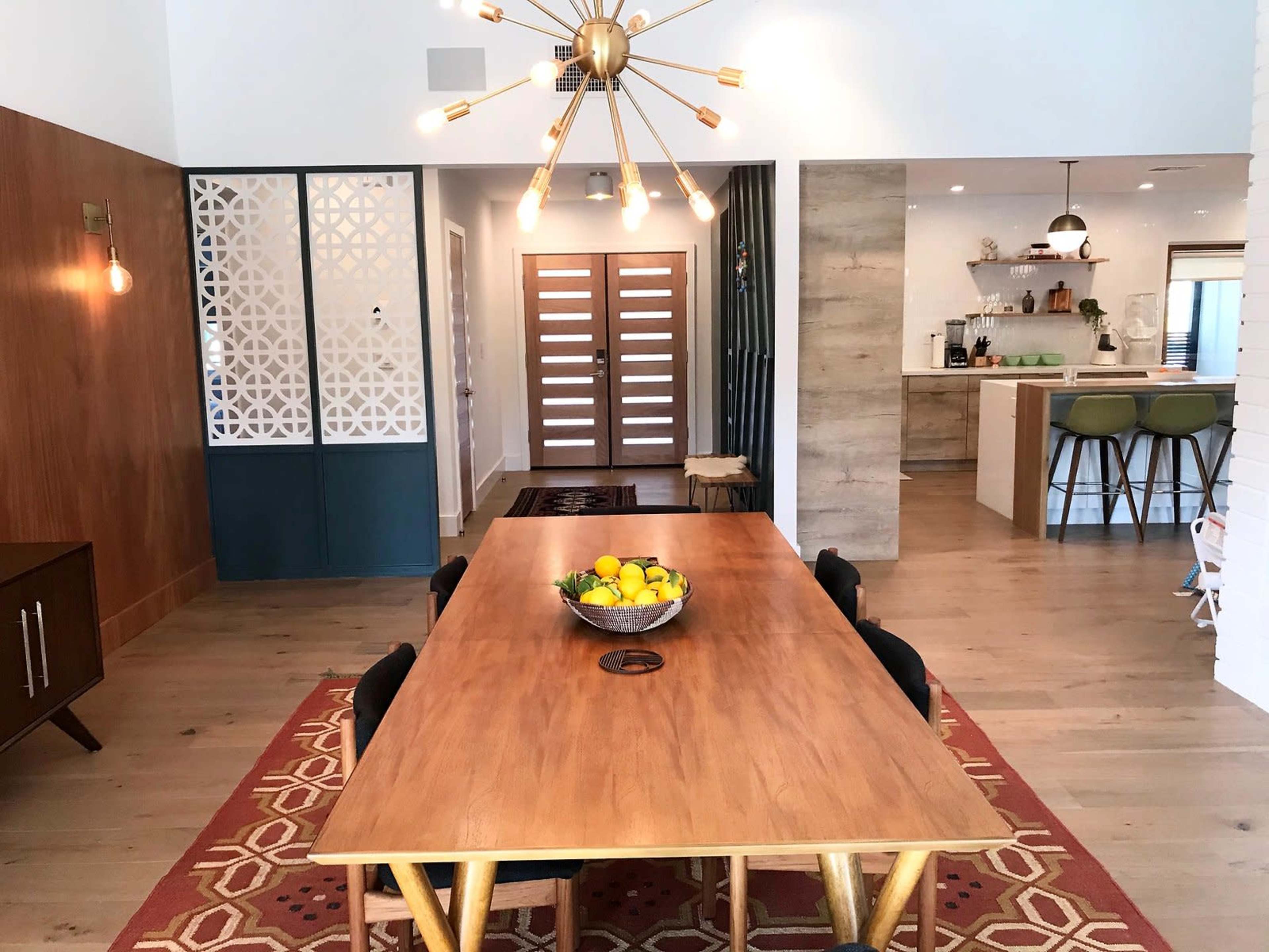 Mid Century Modern Escape Image in Woodland Hills, Woodland Hills, CA