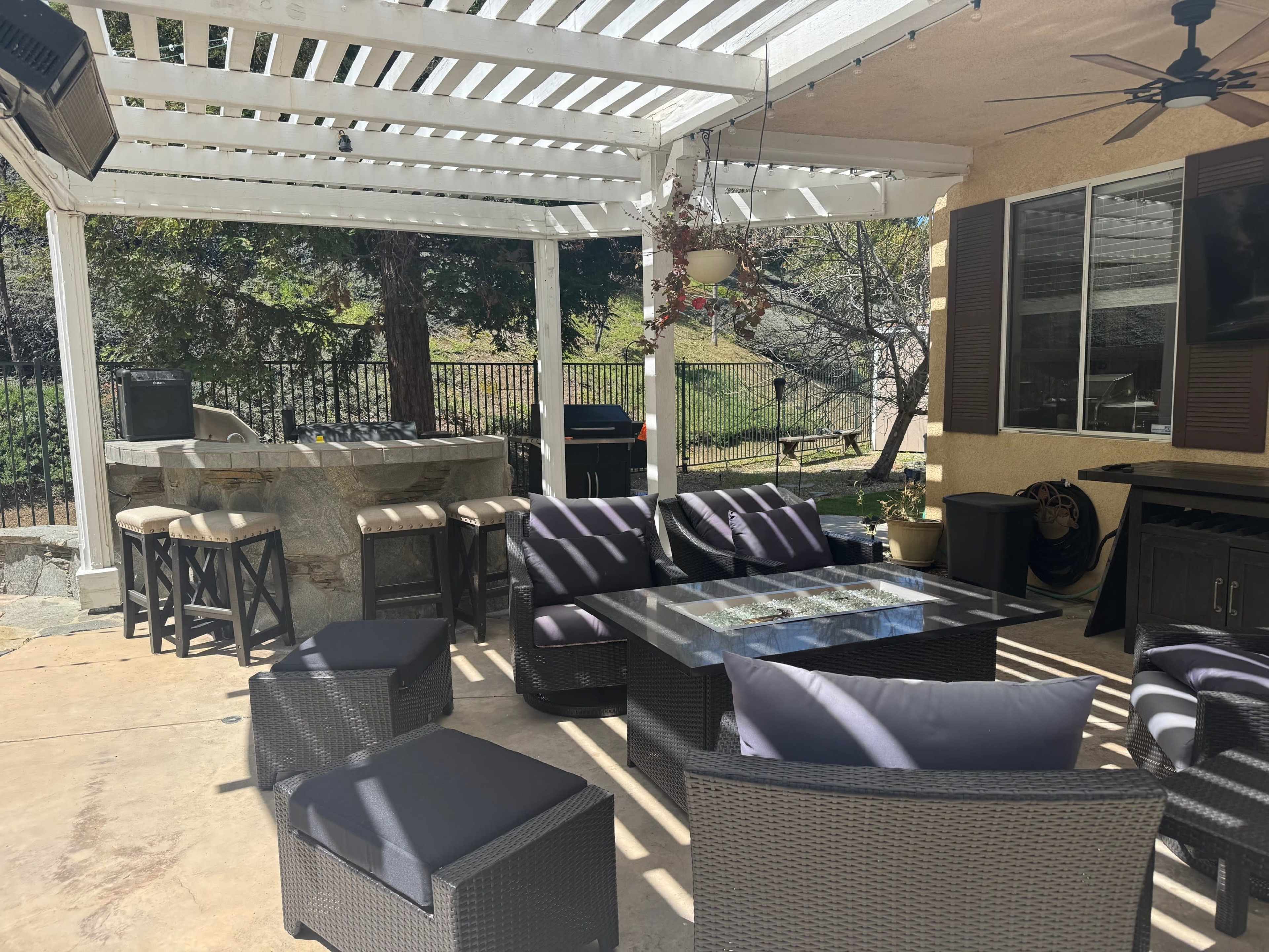 Residential home with resort backyard Image in Stevenson Ranch, STEVENSON RANCH, CA