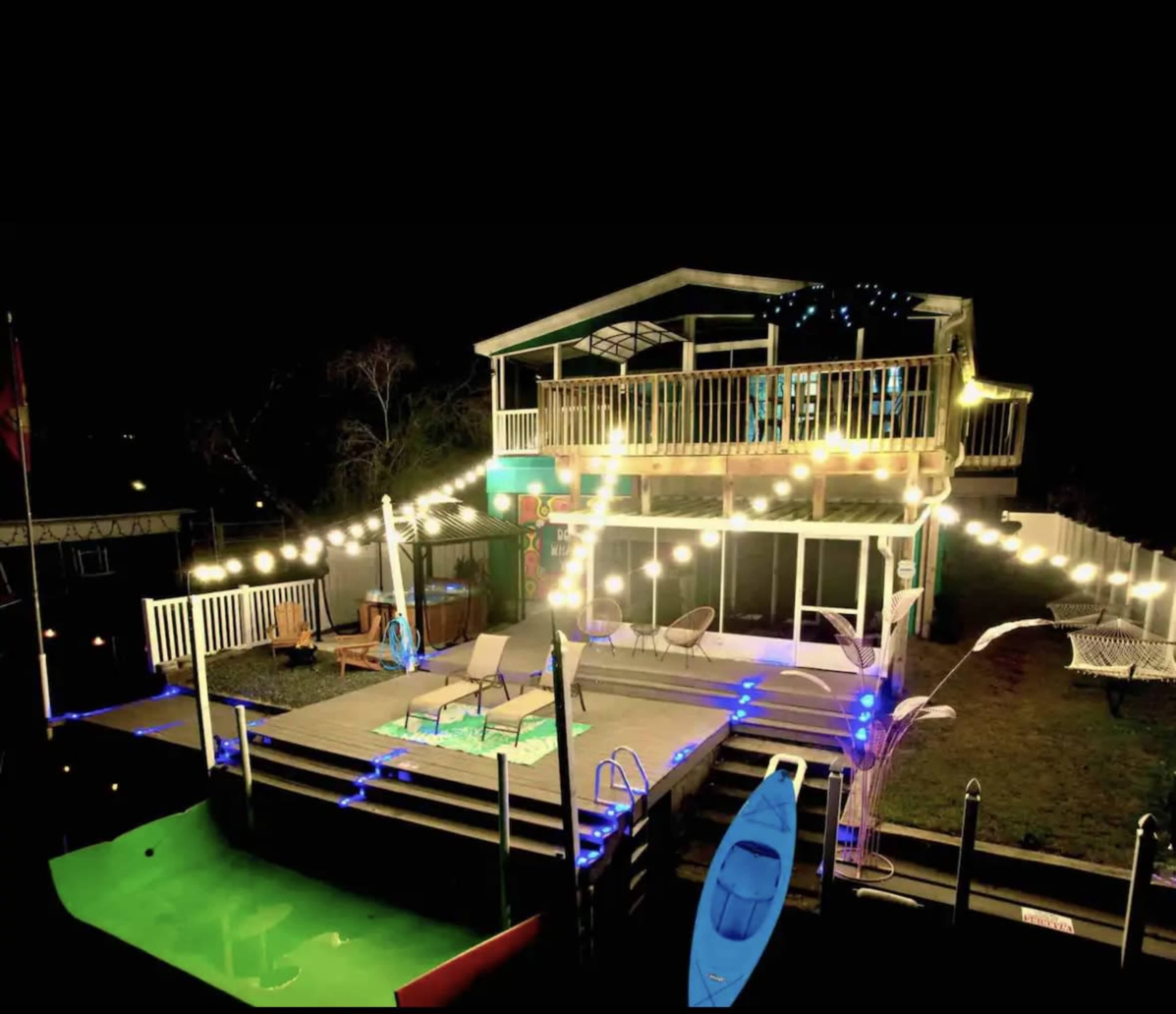 Large waterfront home Image in Weeki Wachee Gardens, Weeki wachee, FL