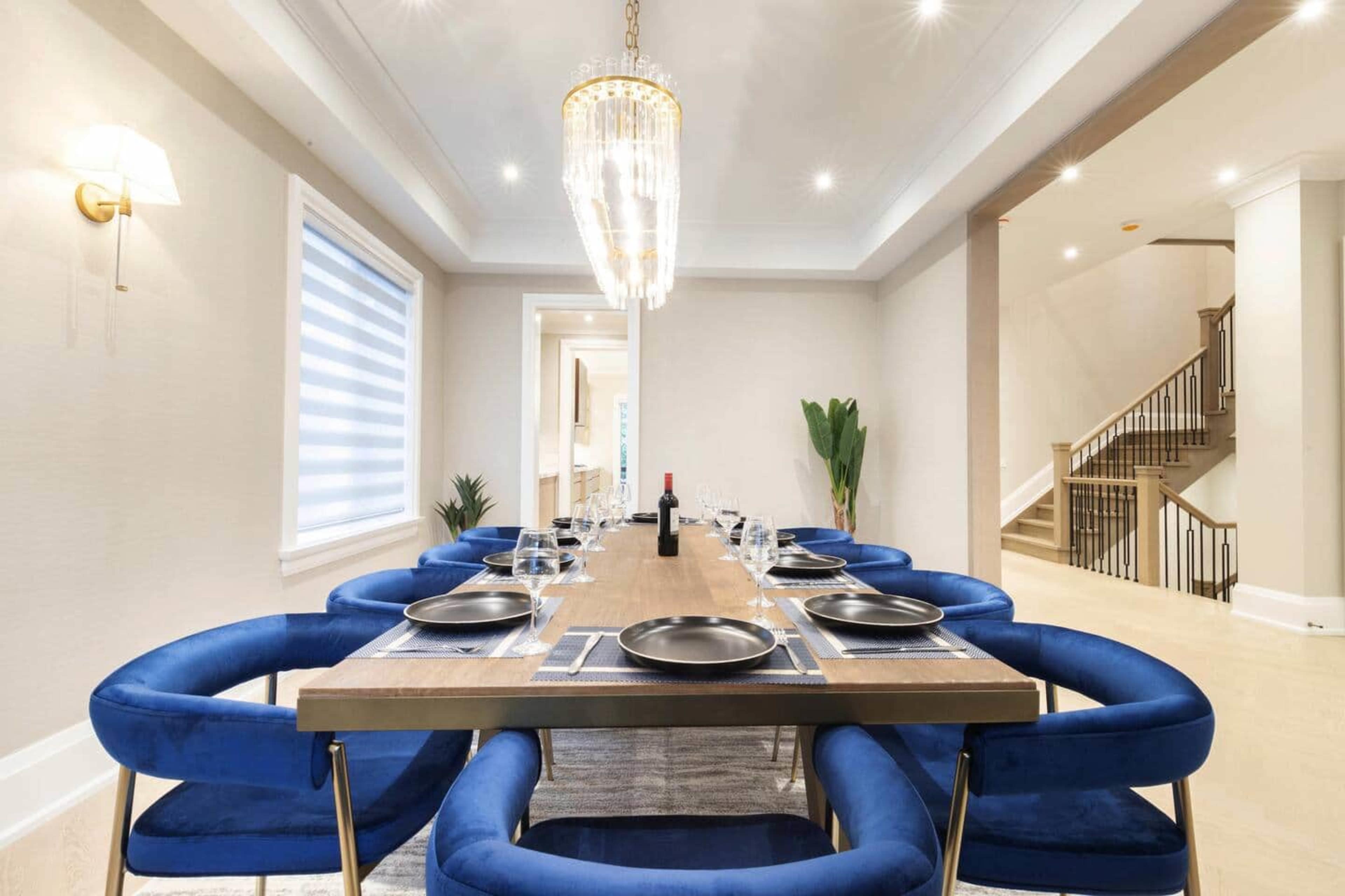 Luxury Designer Home in Etobicoke Image in Islington - City Centre West, Toronto, ON