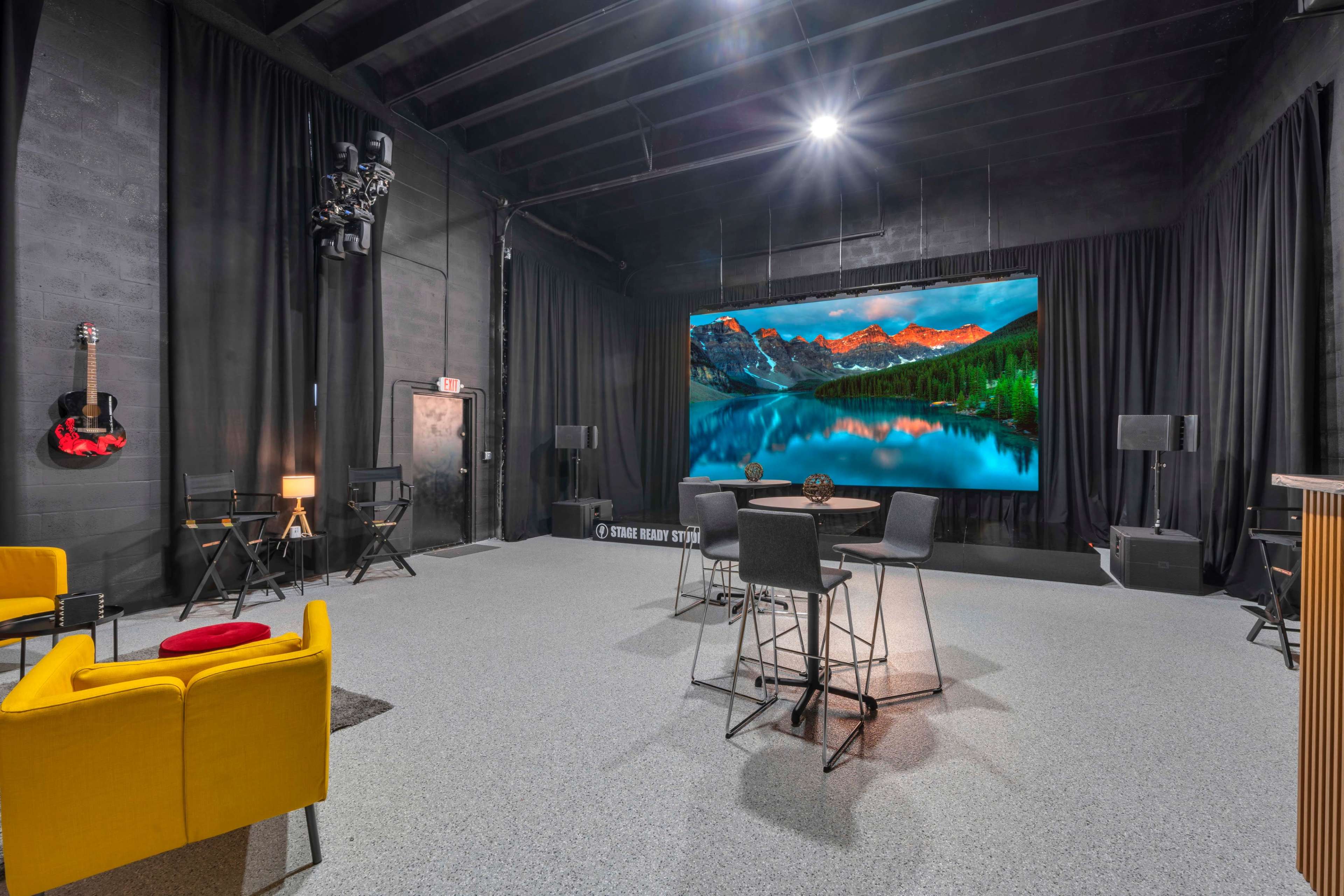 Stage Ready Studio Image in , Doral, FL