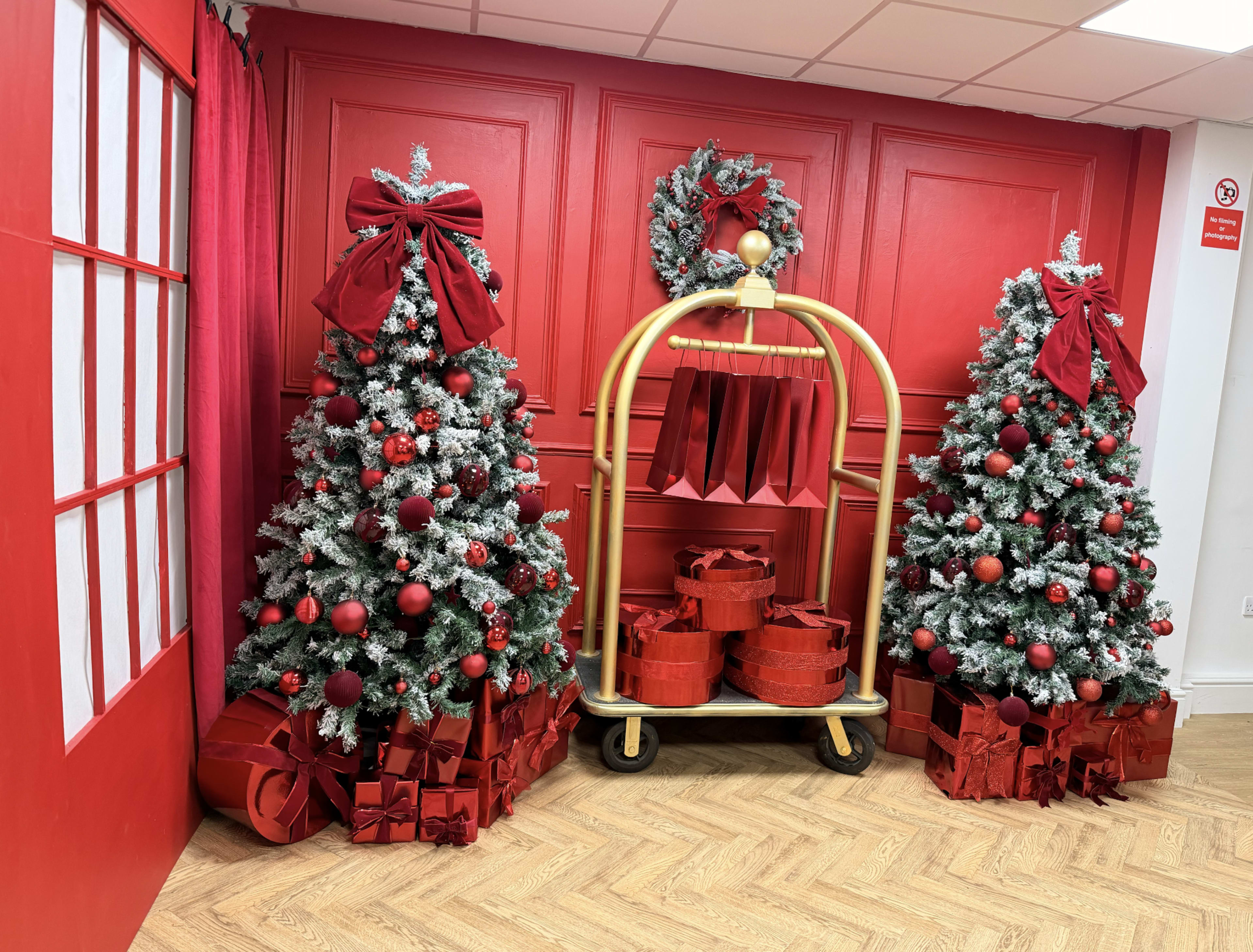 Chingford Studio with Real Christmas Setups Image in Chingford, London, ENG