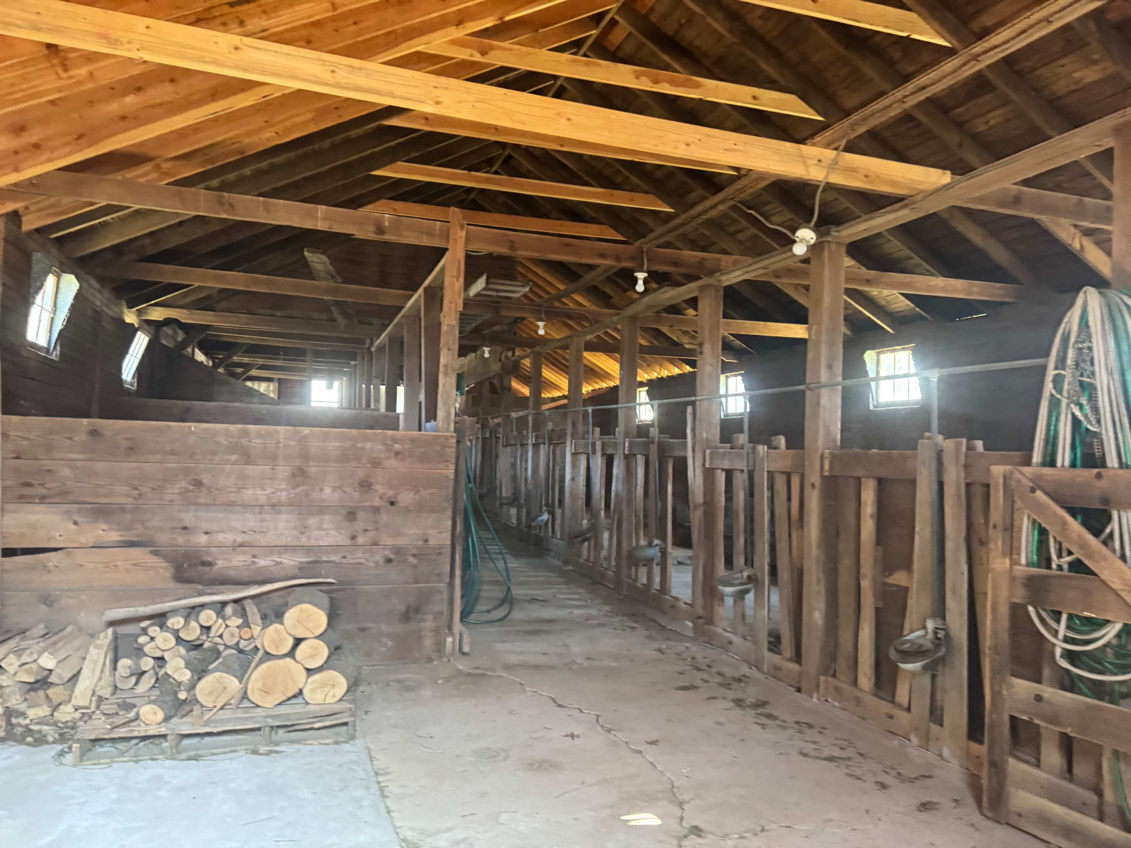 Antique horse barn/stable Image in Mendham, Mendham, NJ