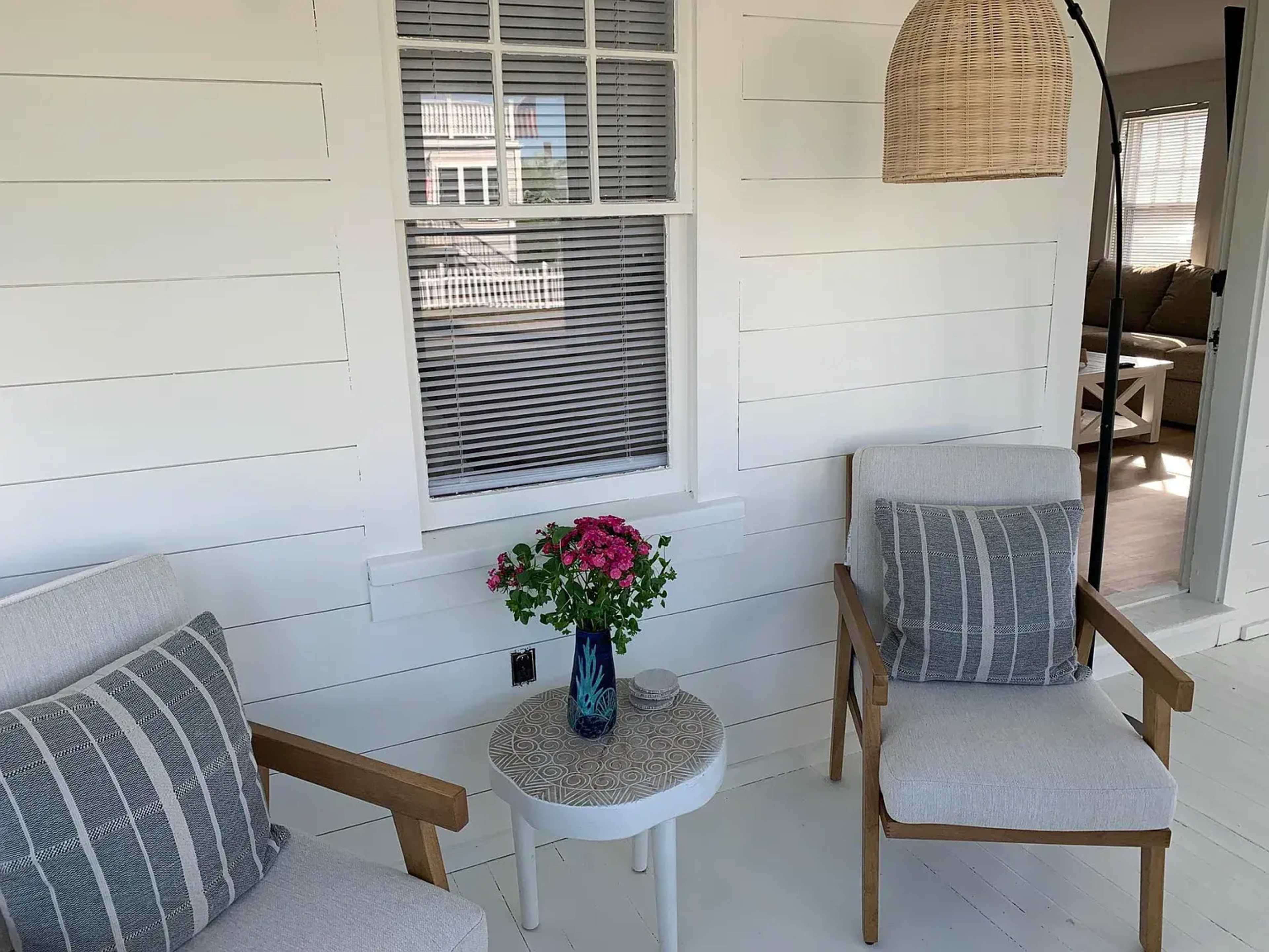 Beach Town 4 Bedroom Home Walking Distance To The Beach Image in Ocean Bluff-Brant Rock, Marshfield, MA