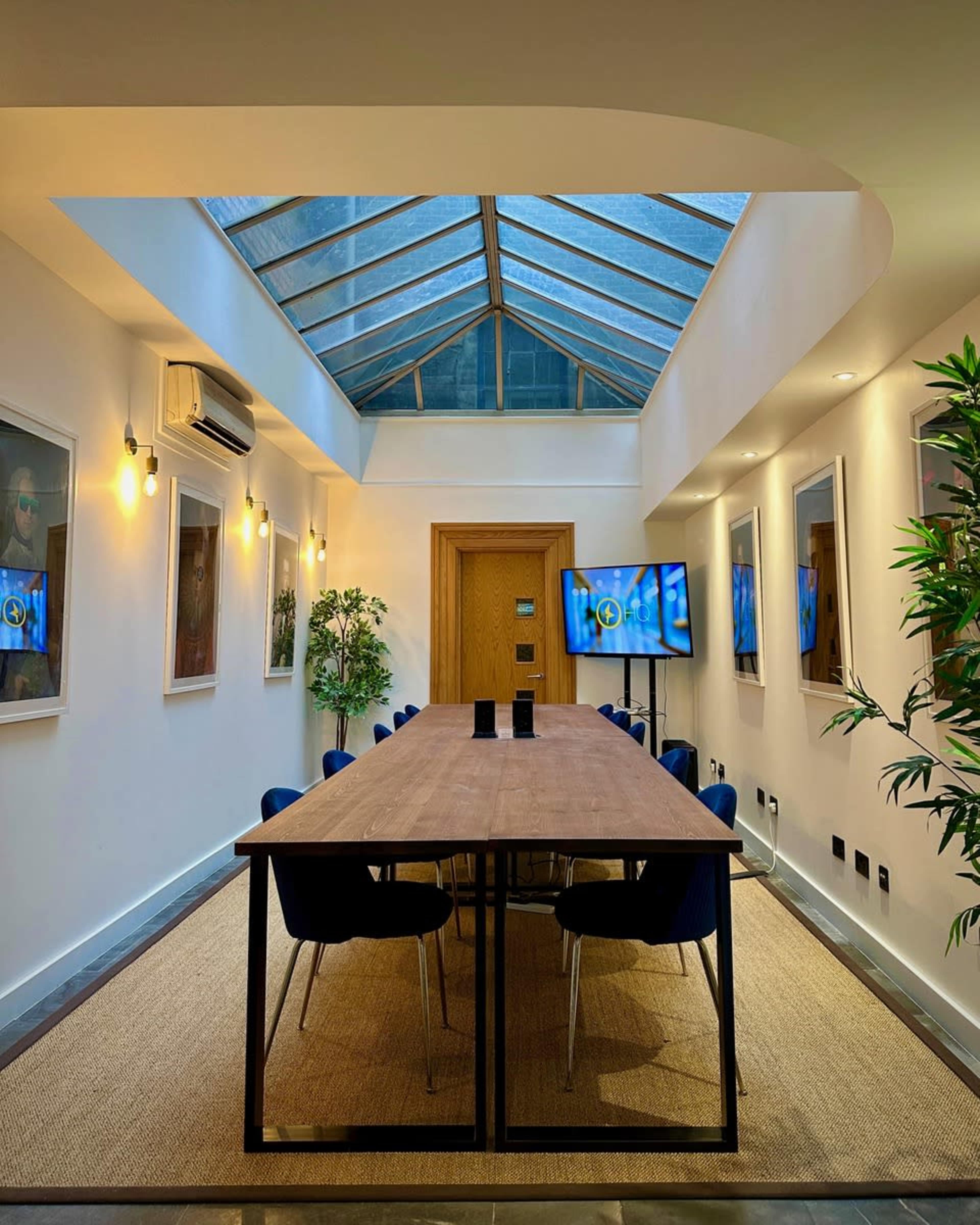 Central Soho Townhouse Meeting Rooms - Conservatory Image in Soho, London, ENG