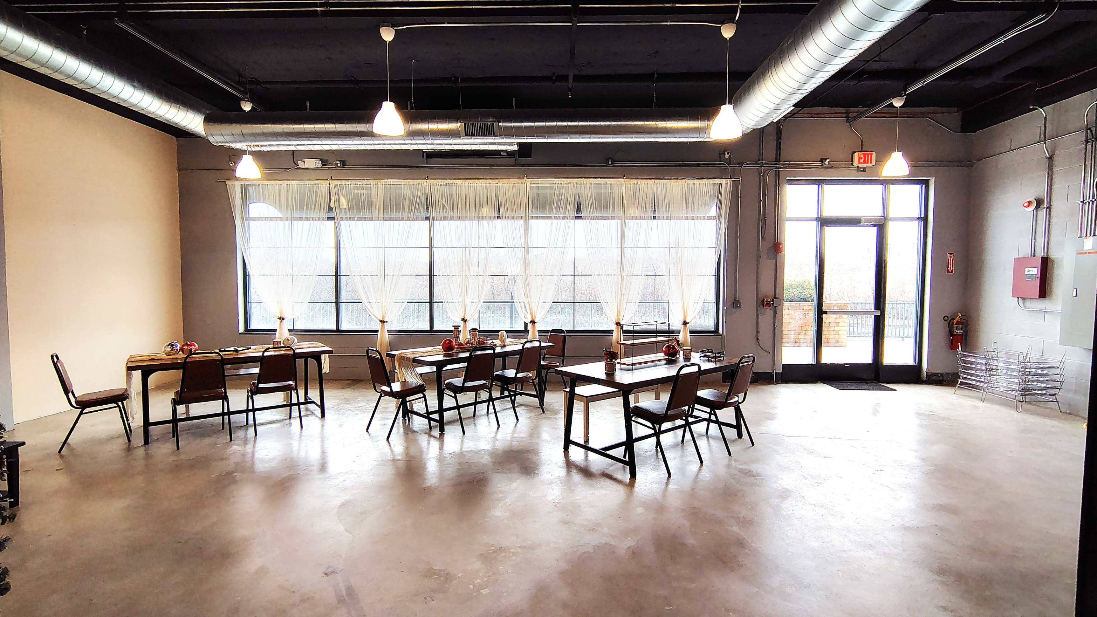 Downtown Riverfront Lounge and Industrial Event Space with Commercial Kitchen Image in Aurora Township, Aurora, IL