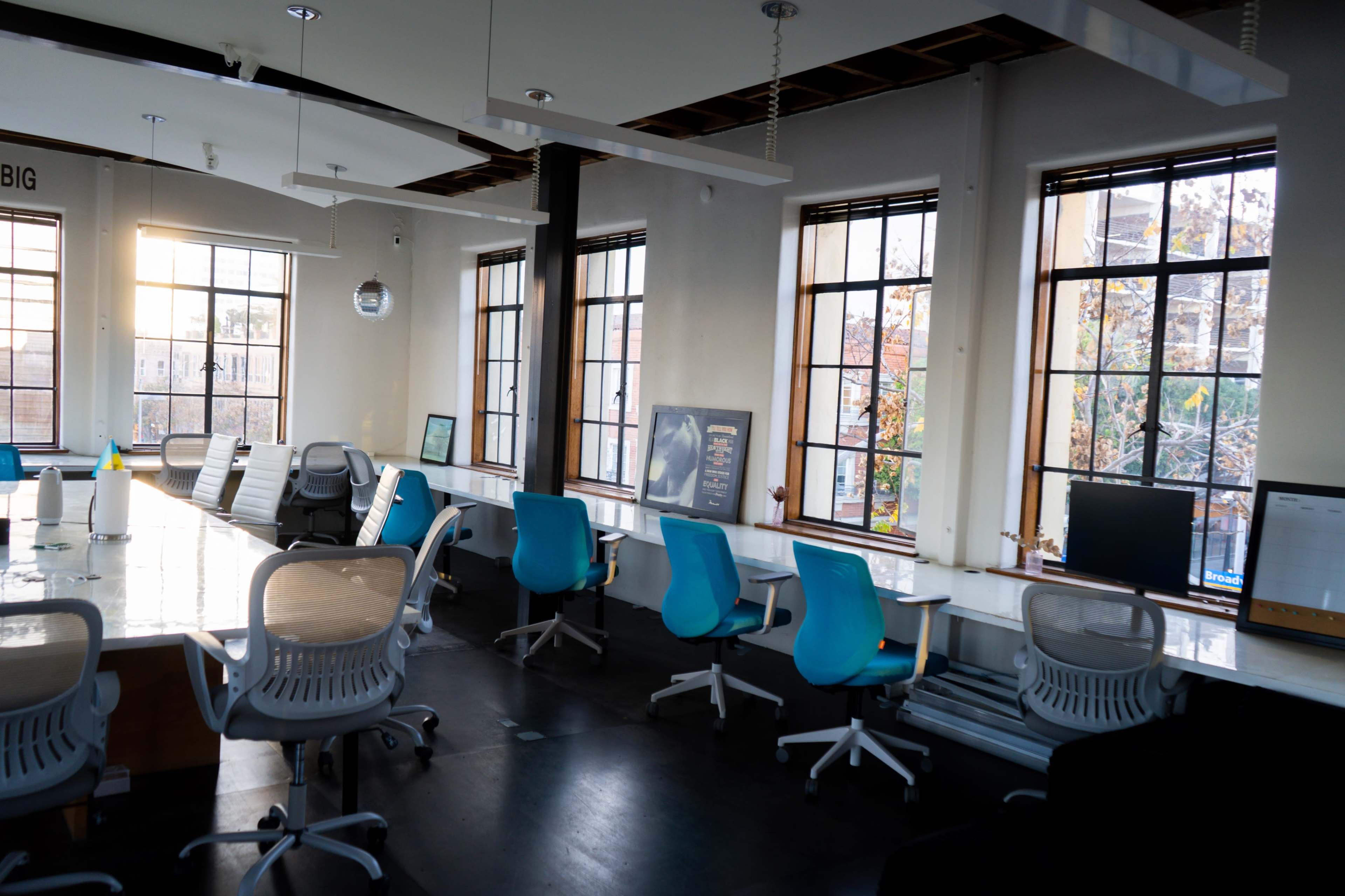 Bright Office Suite for Meetings & Workshops (City Views) Image in Downtown, Santa Monica, CA