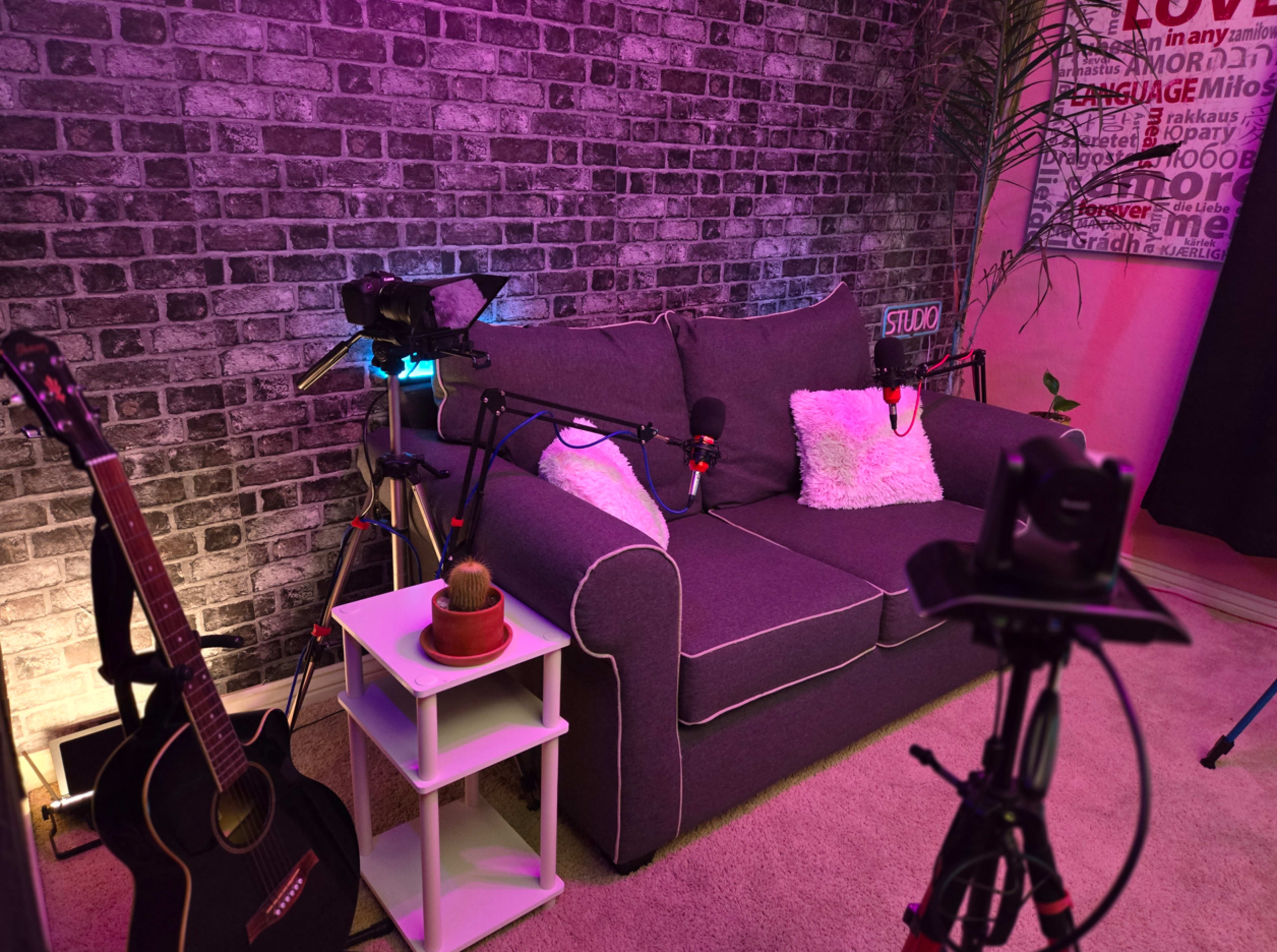 Chill'n Talk Image in Chandler, Chandler, AZ