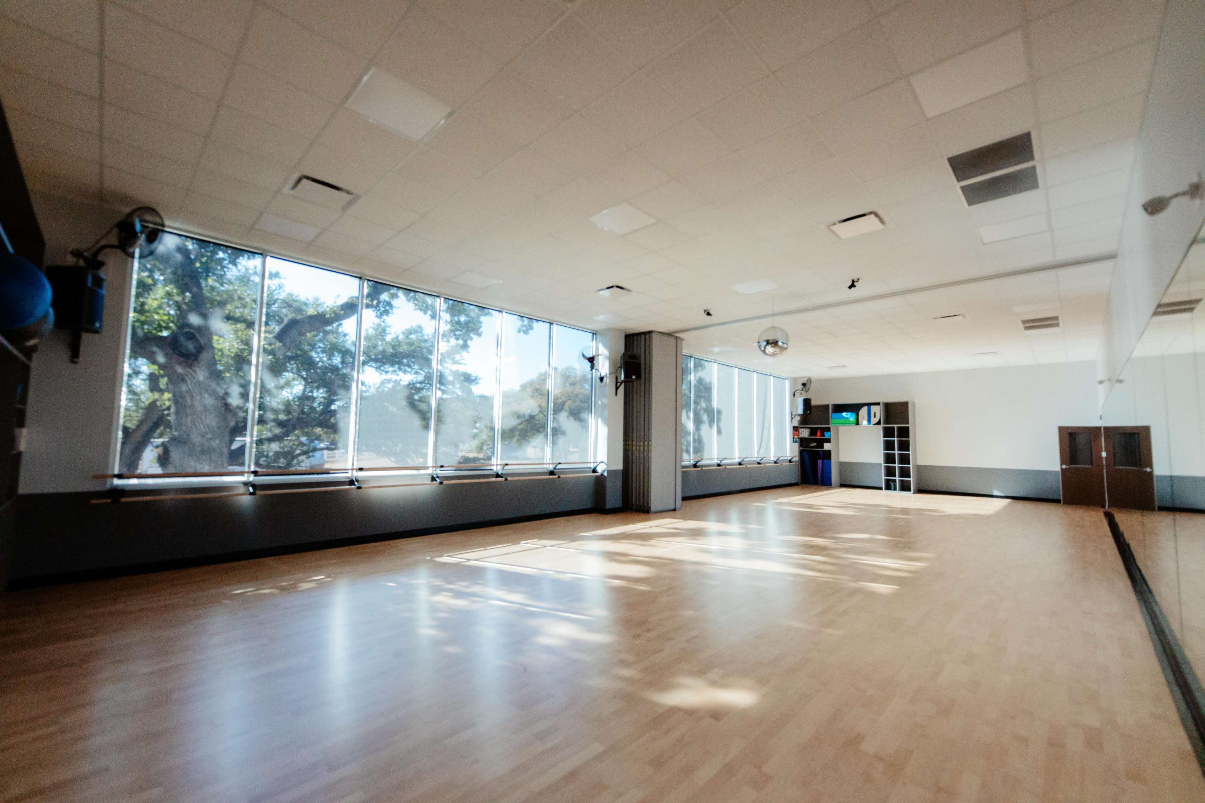 Beautiful Multipurpose- Great for classes and events Image in , Round Rock, TX