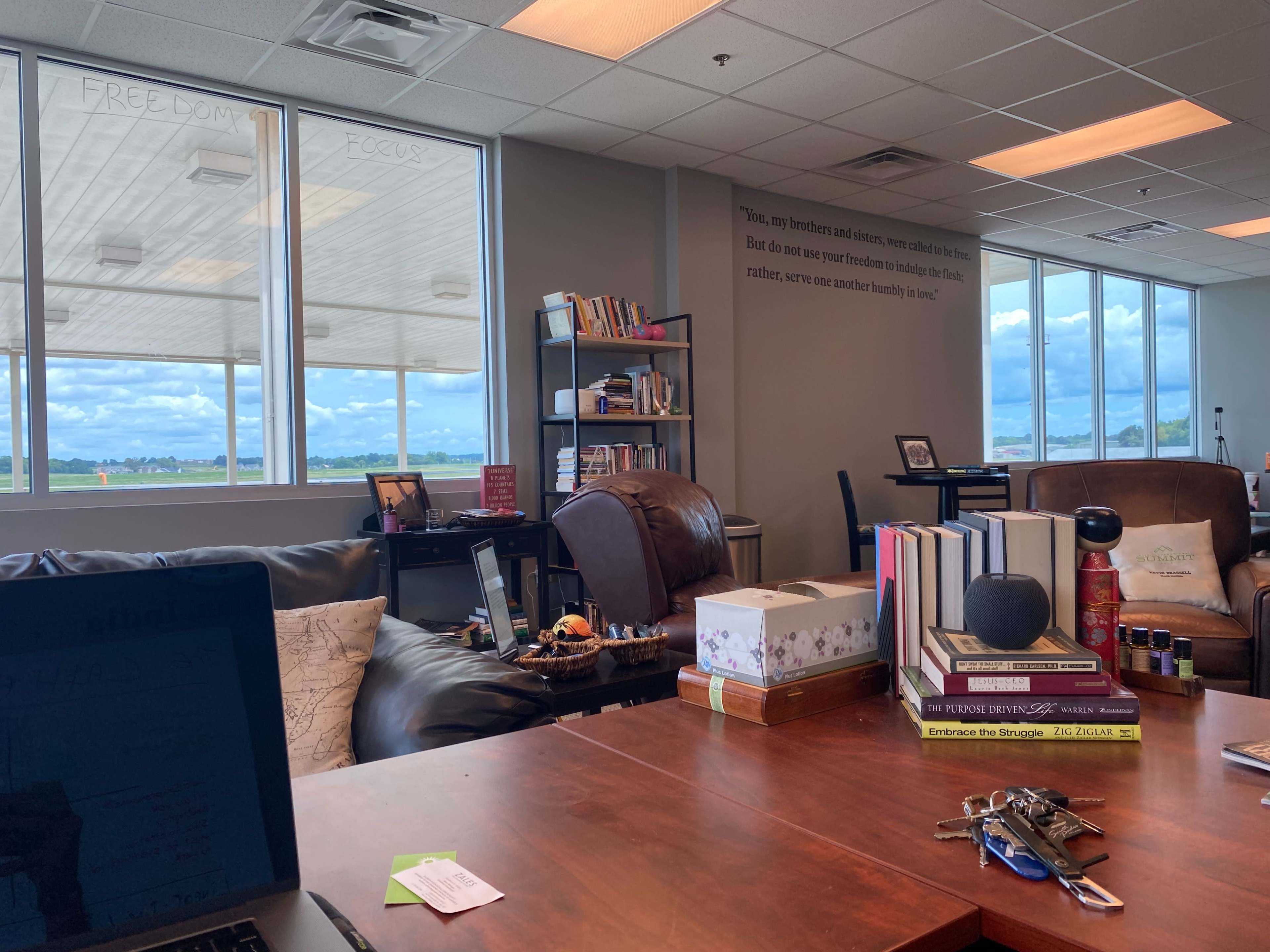 Freedom View HQ | Executive Office + Retreat + Lounge Overlooking Airport Runway Image in Bowling Green, Bowling Green, KY