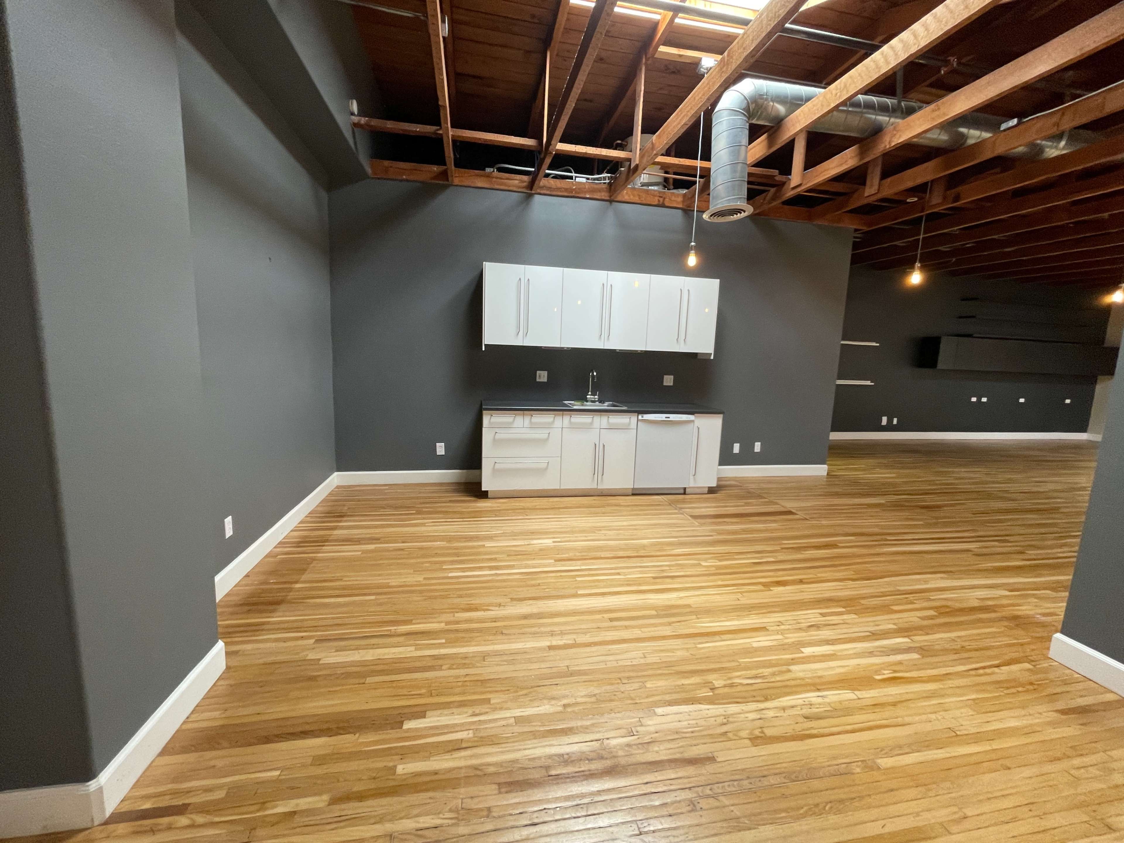 Light Office/Industrial Space Image in Orange, Orange, CA