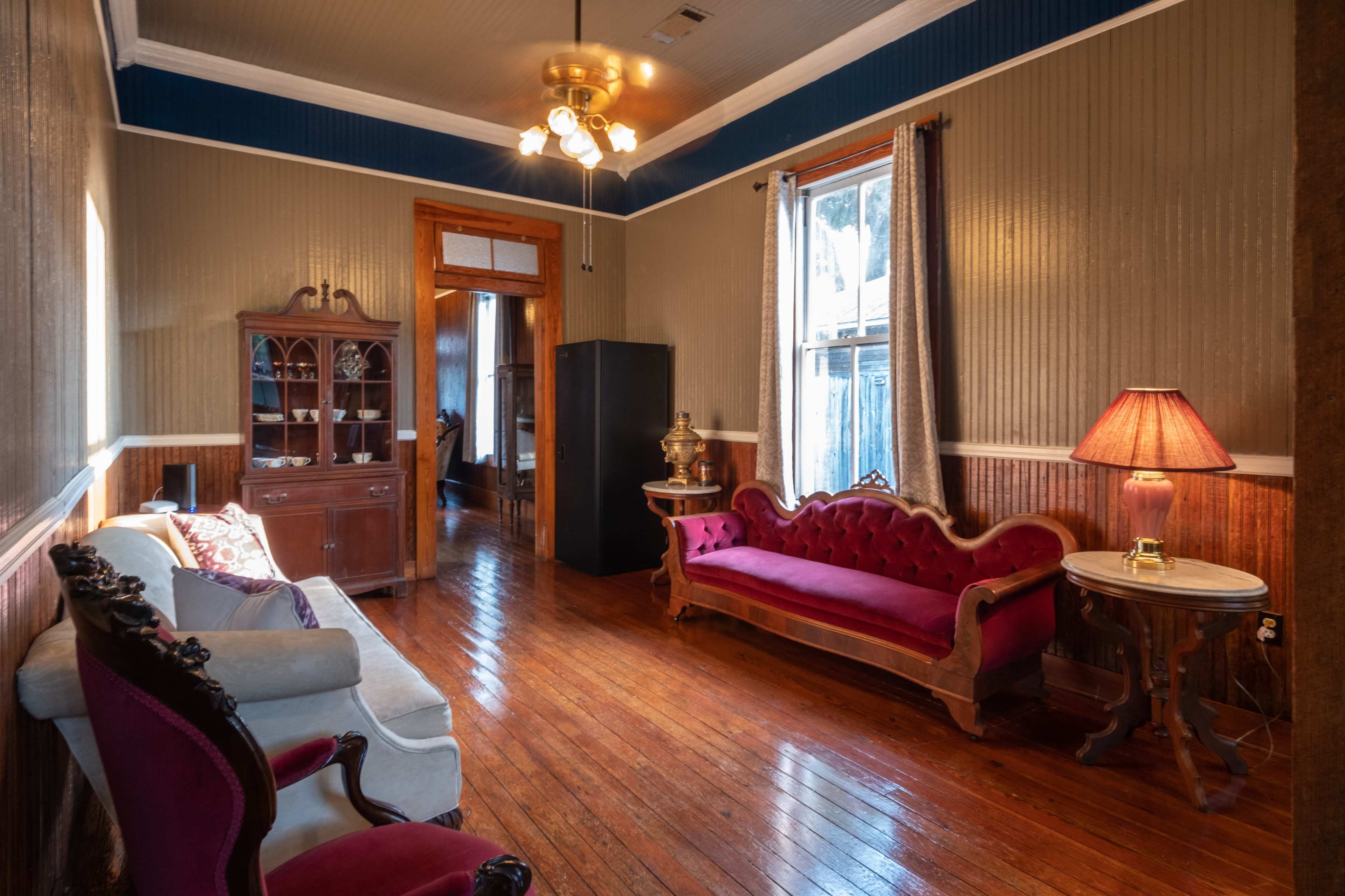 Historic & Antique House Near Beach Image in Biloxi, Biloxi, MS