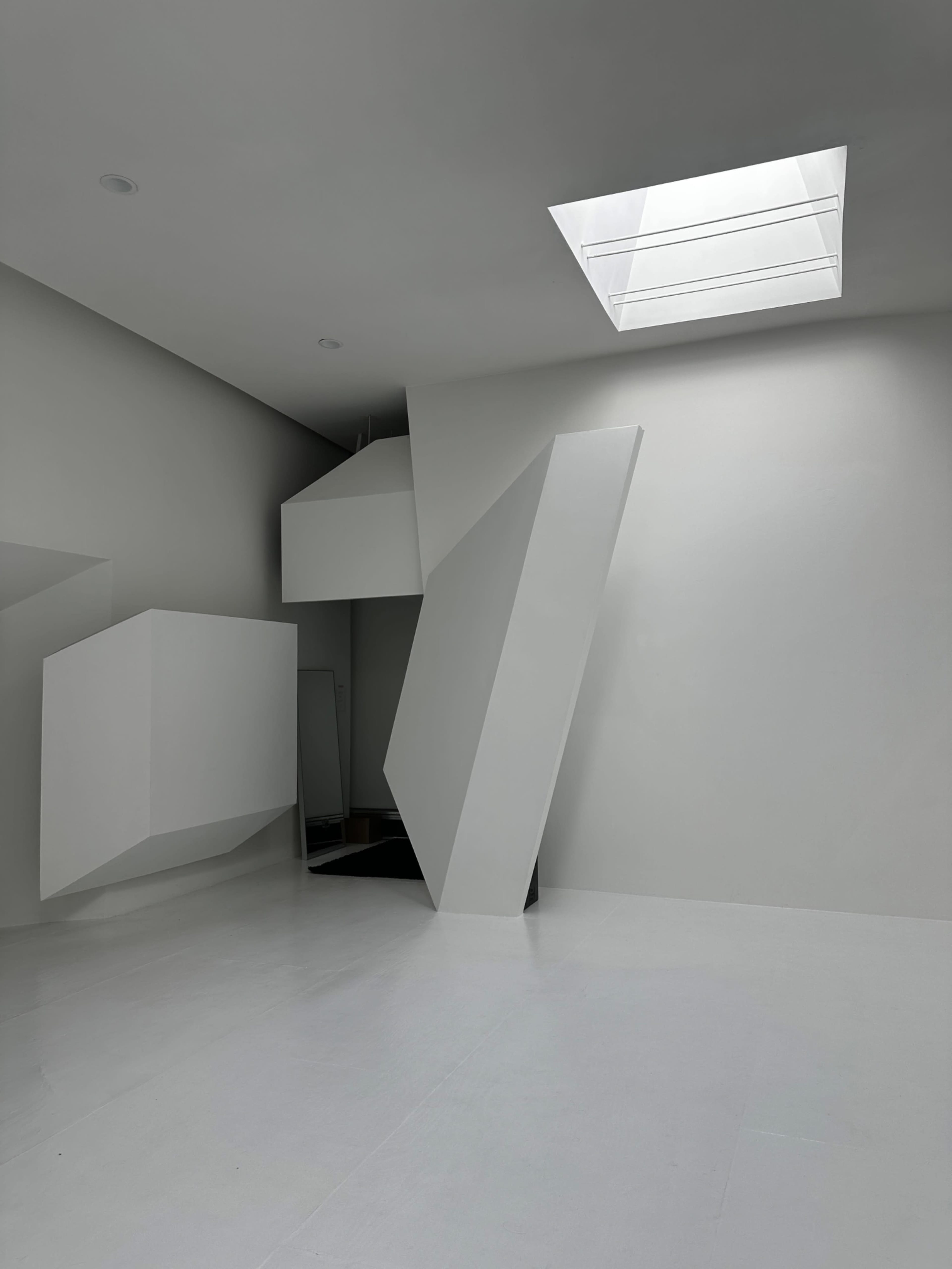 Photo Studio Loft Image in Northeast Los Angeles, Los Angeles, CA