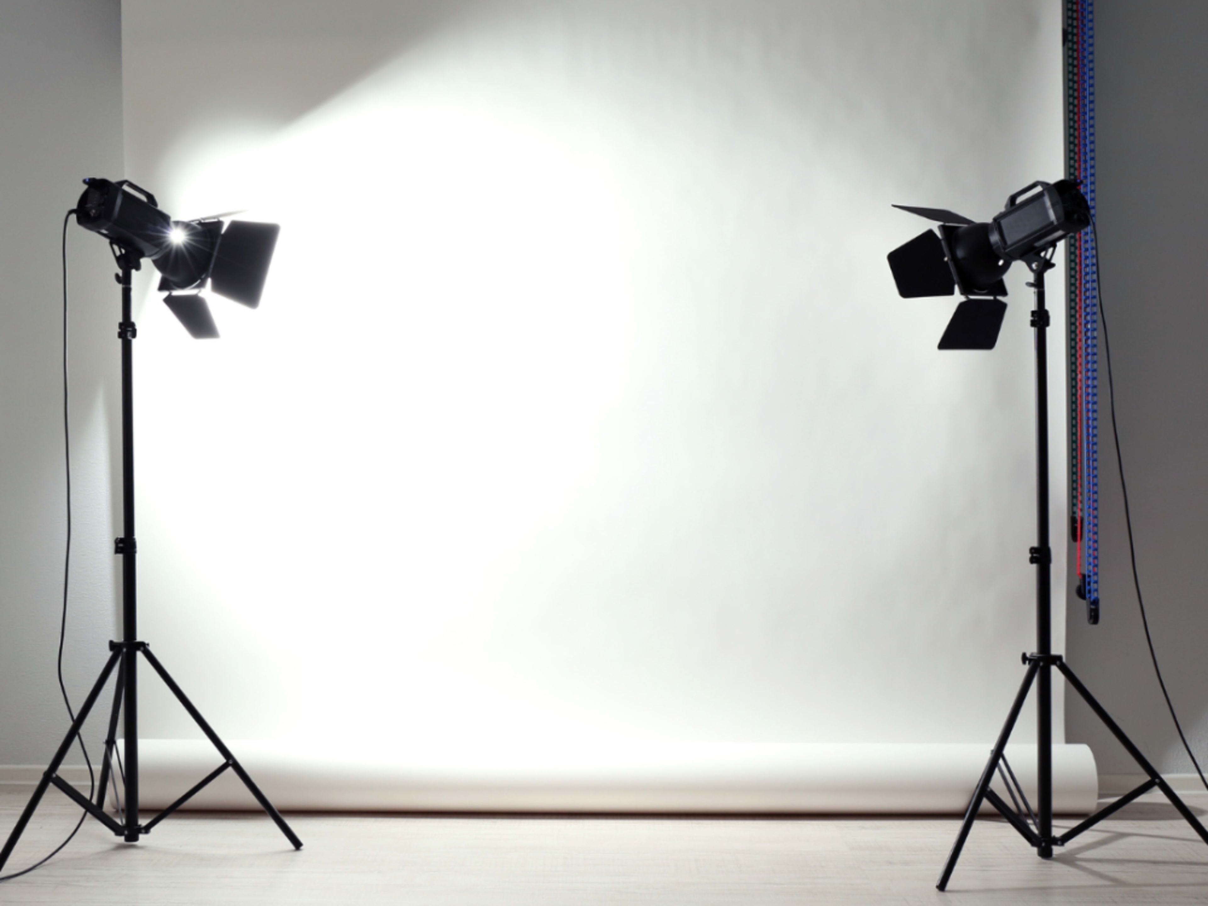 Backdrop + 3 Colors