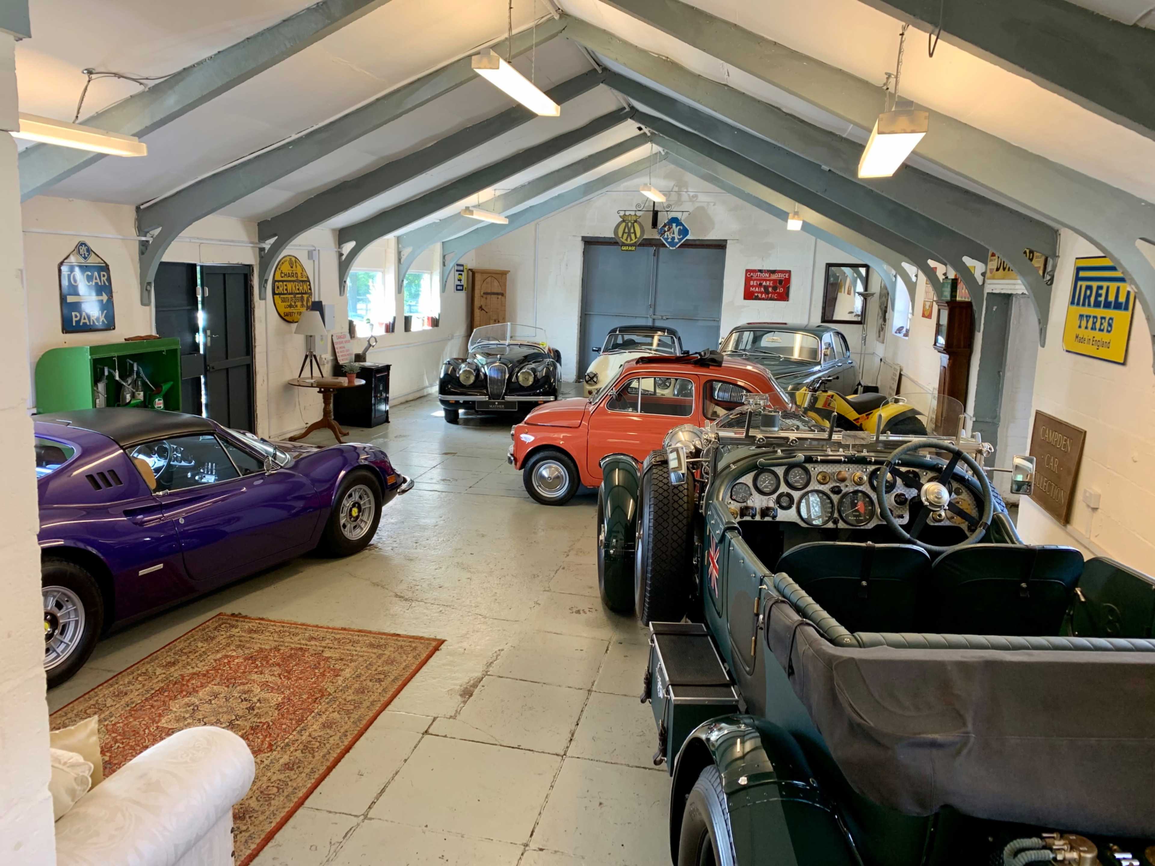 Classically British & rustic space in the heart of the North Cotswolds Image in Blockley, Gloucestershire, ENG